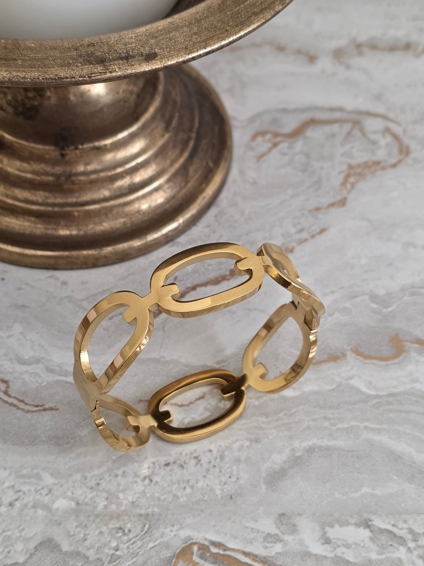 AYAH BANGLE
