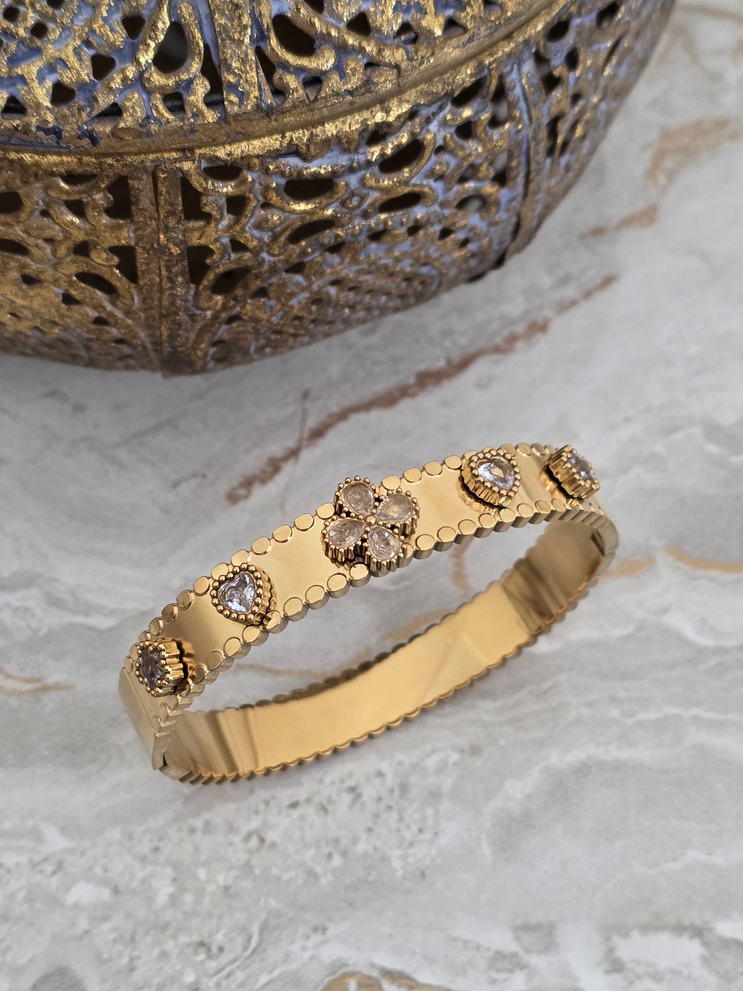 KALISA CLOVER BANGLE