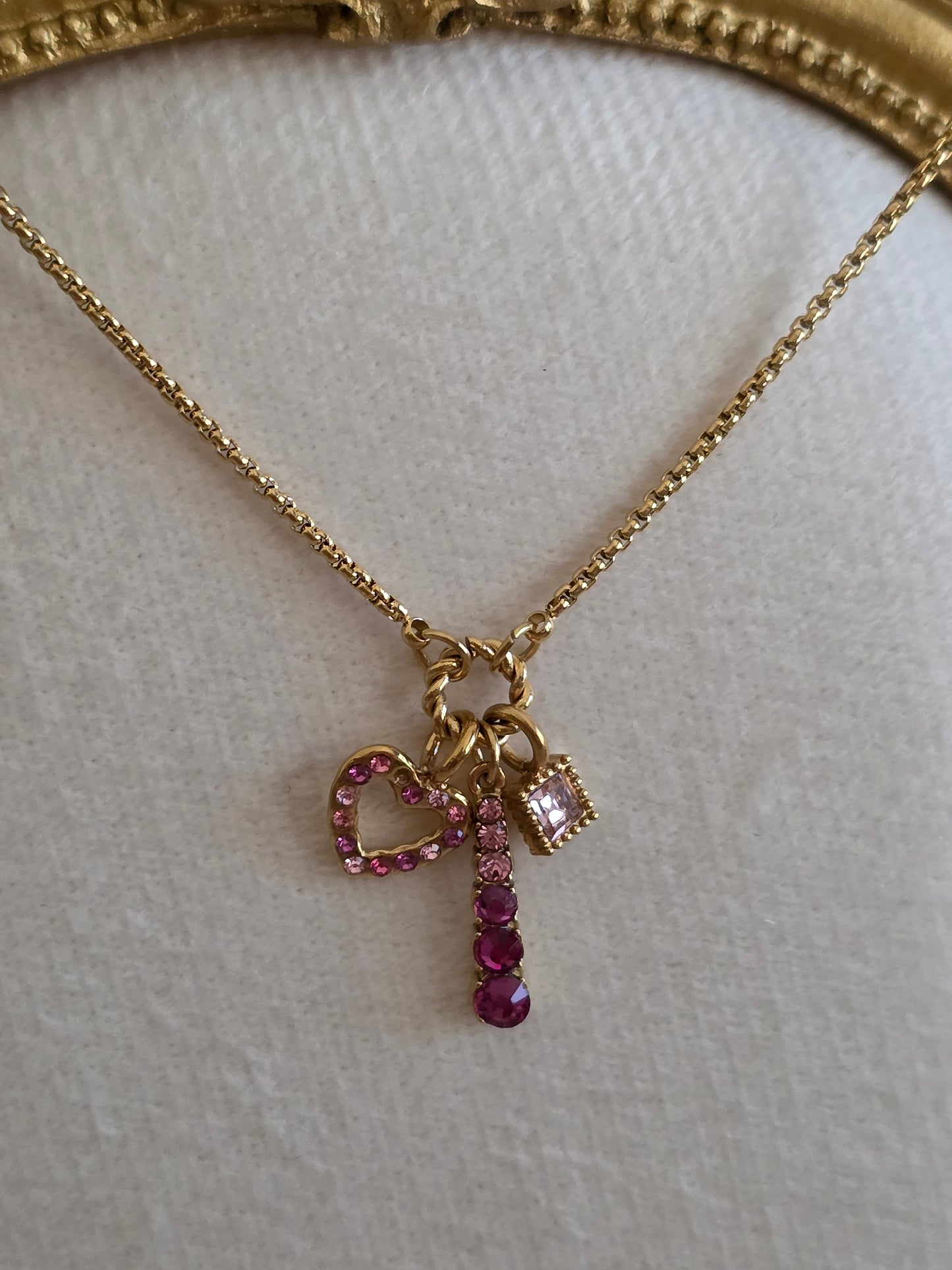 NEHIR NECKLACE