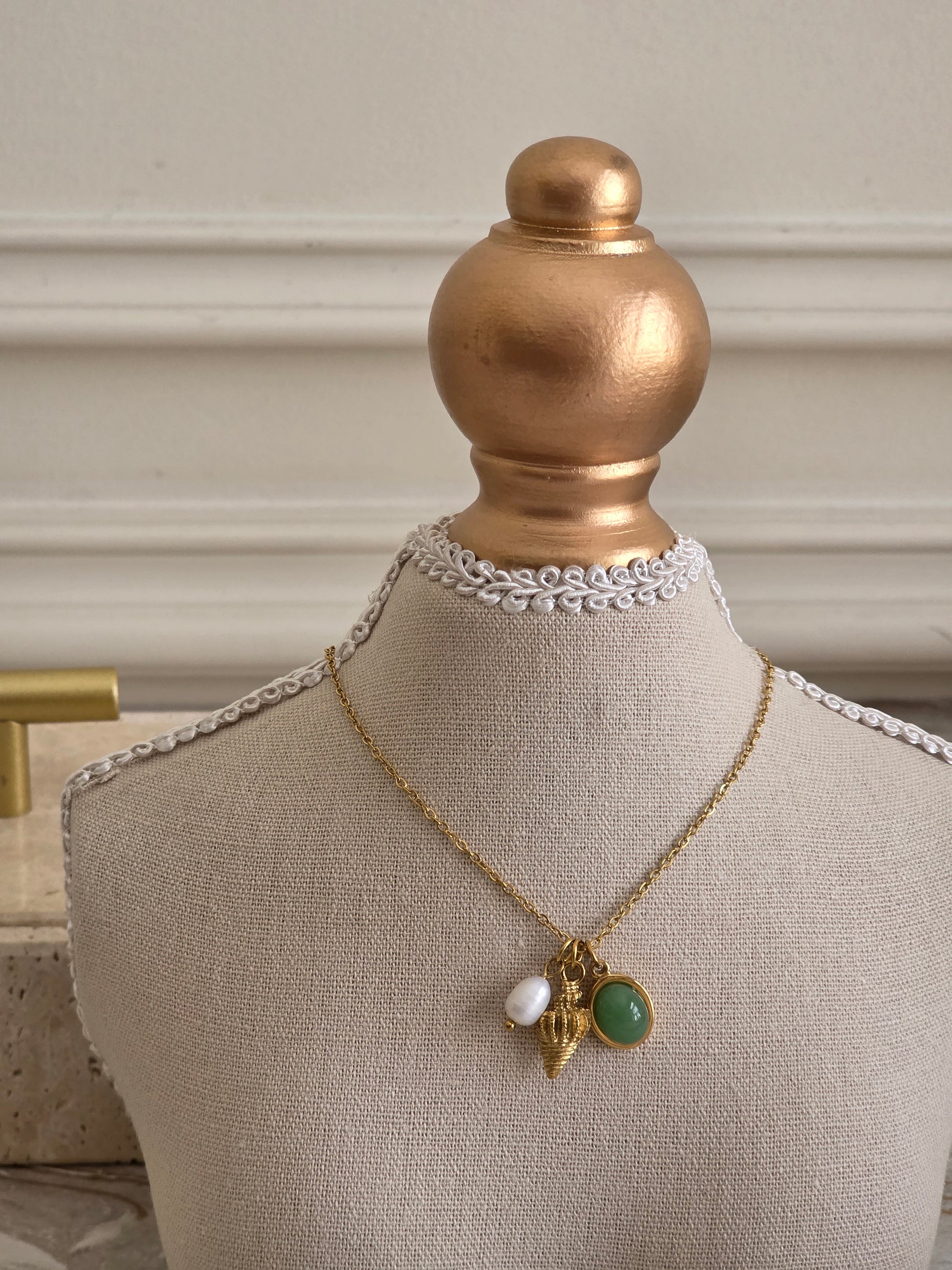 stainless steel shell and pearl necklace