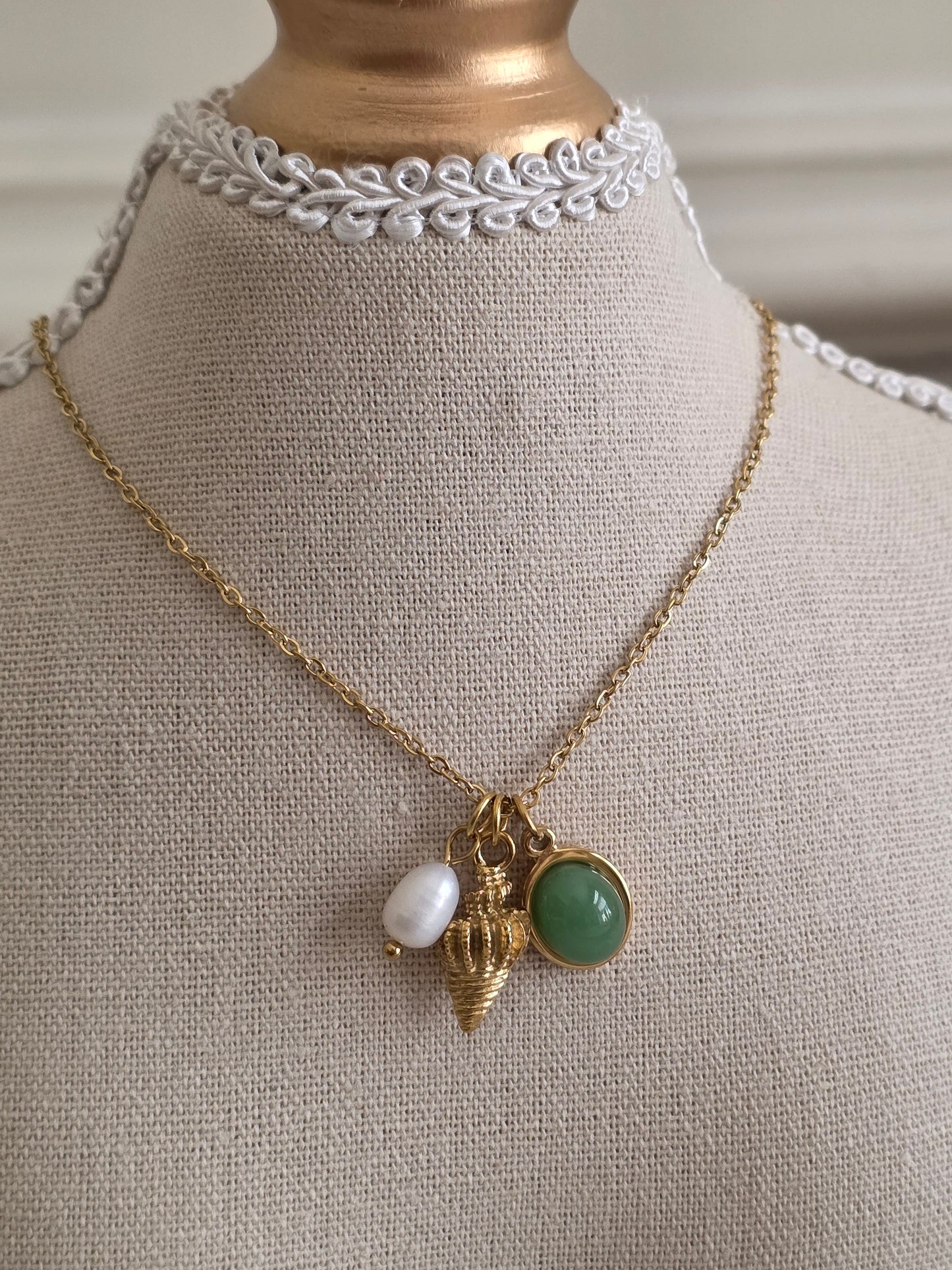 MIRAY SHELL AND PEARL NECKLACE
