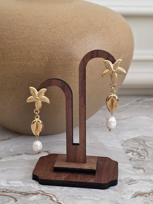 gold starfish and peal earrings