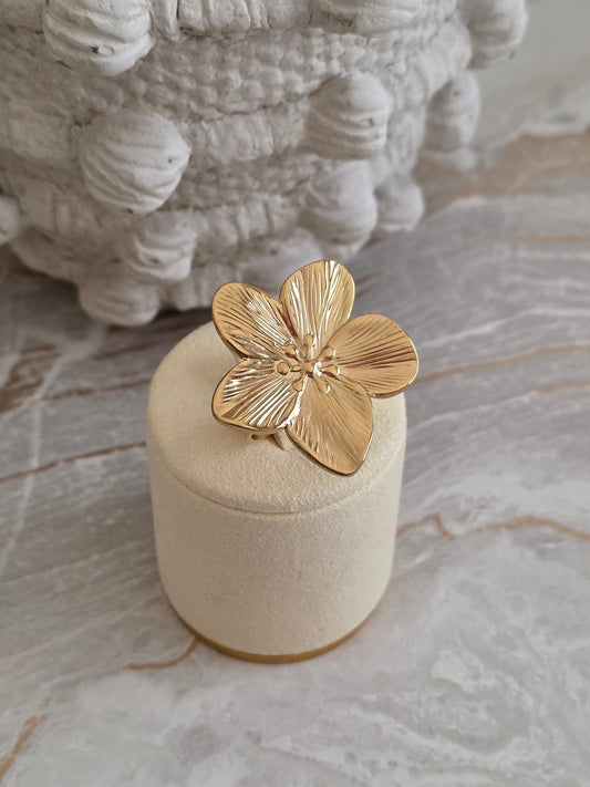 gold flower statement ring