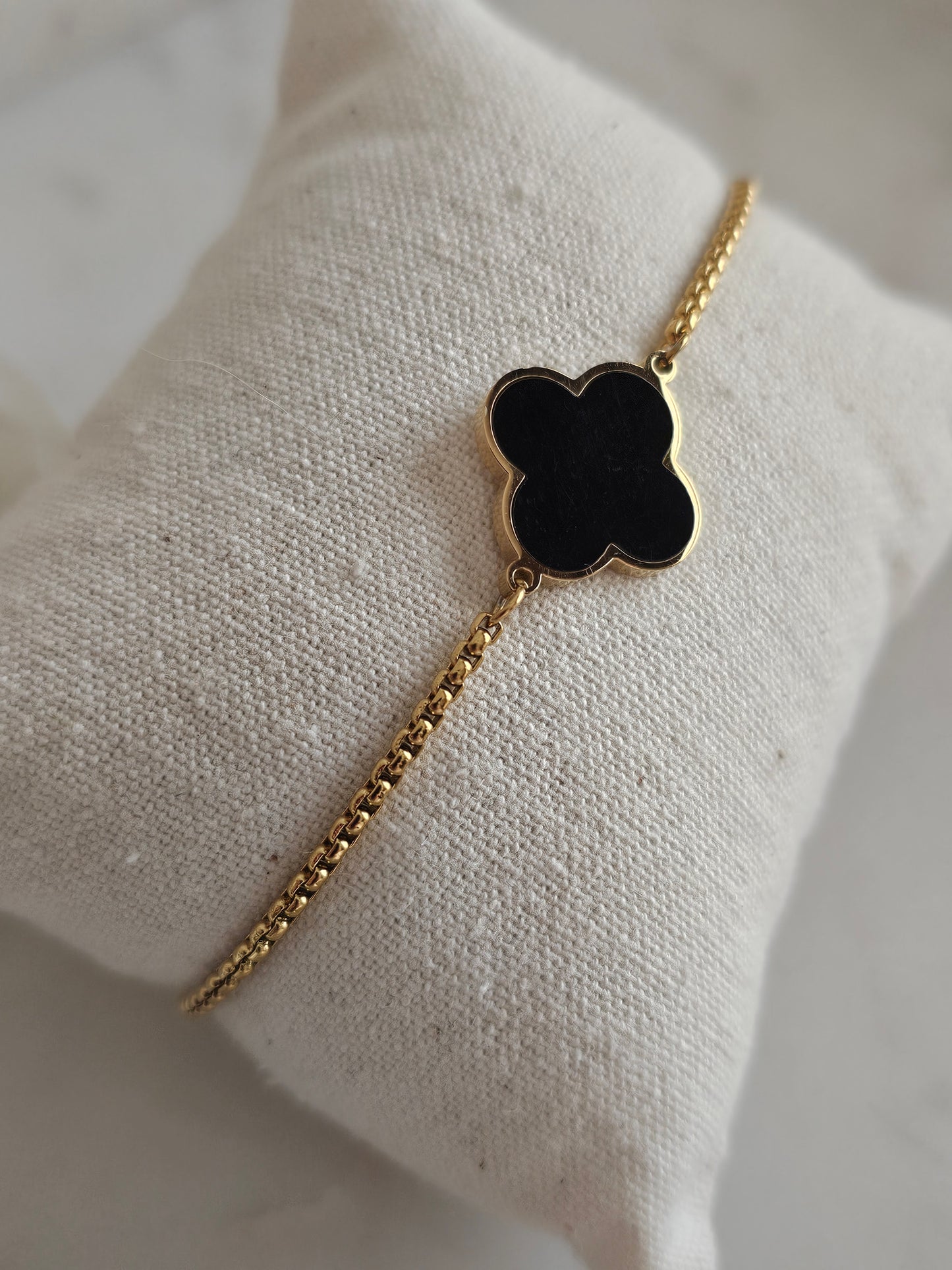 YASEMIN CLOVER BRACELET