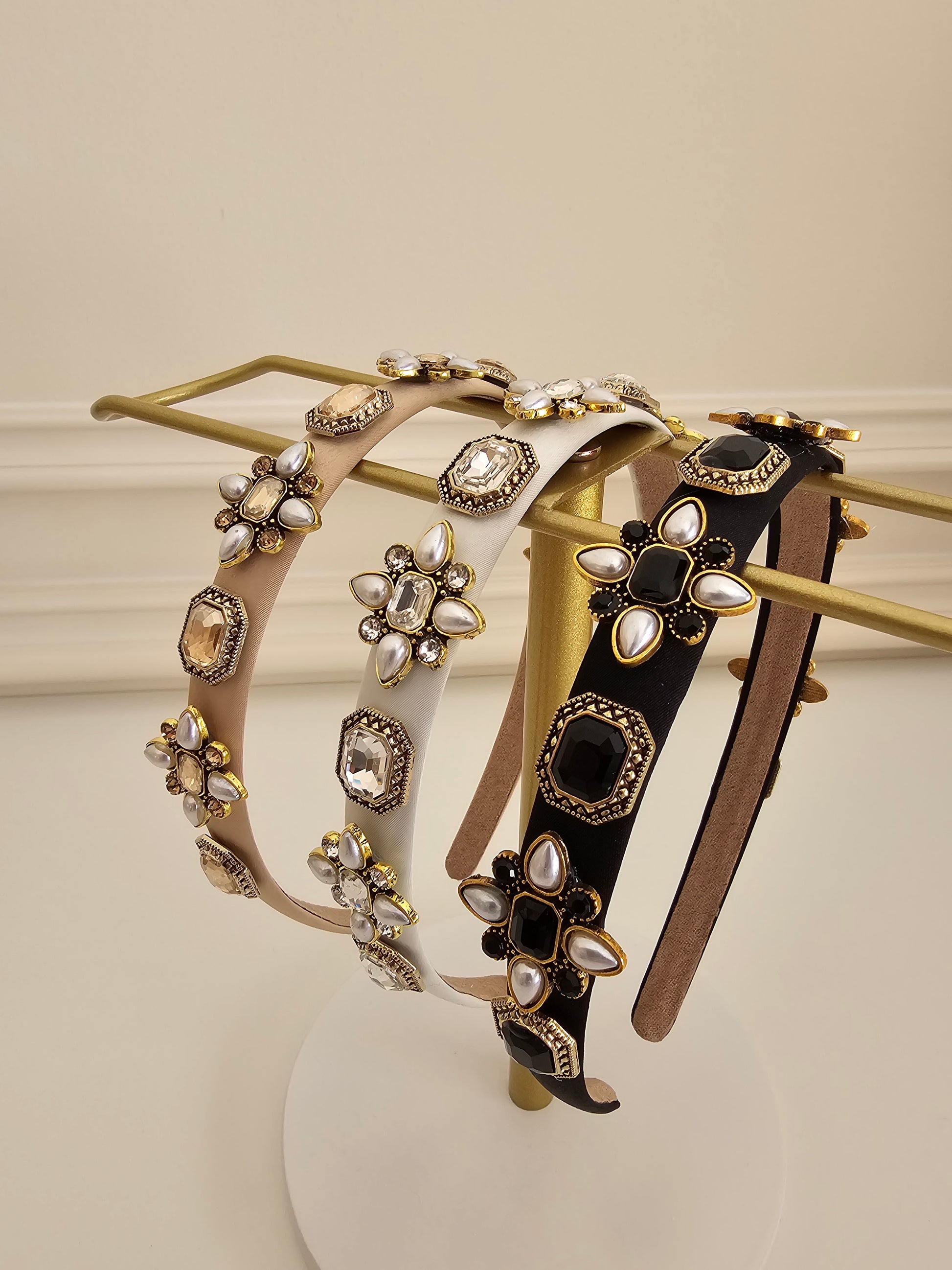 Vintage style headband