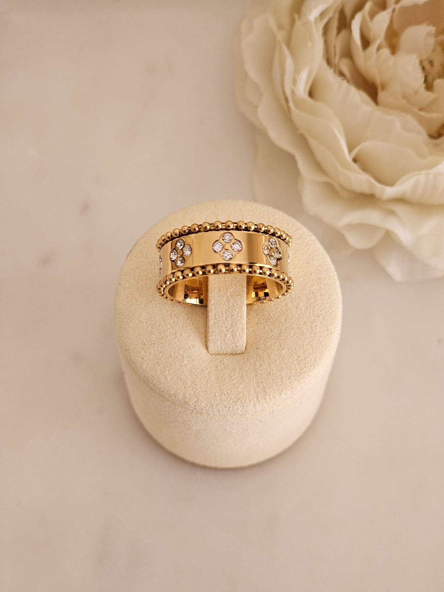 High quality stainless steel gold plated wide Cubic zirconia clover ring