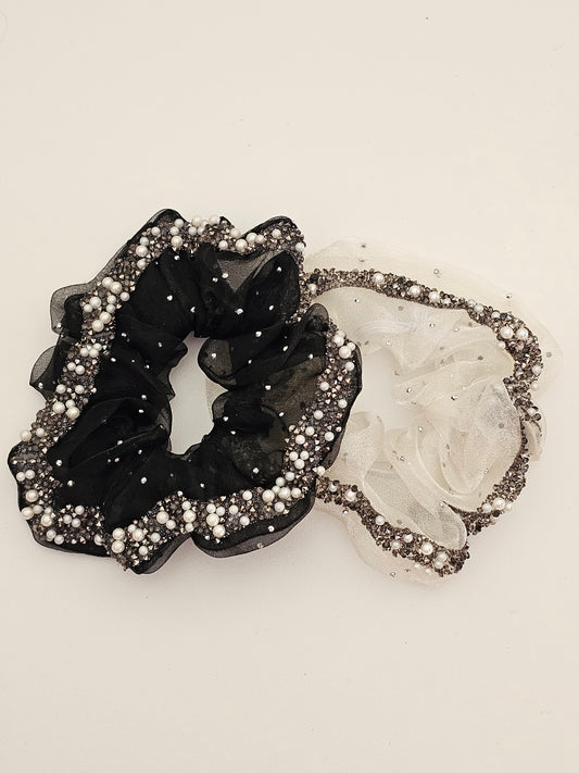 Mesh pearl hair scrunchies