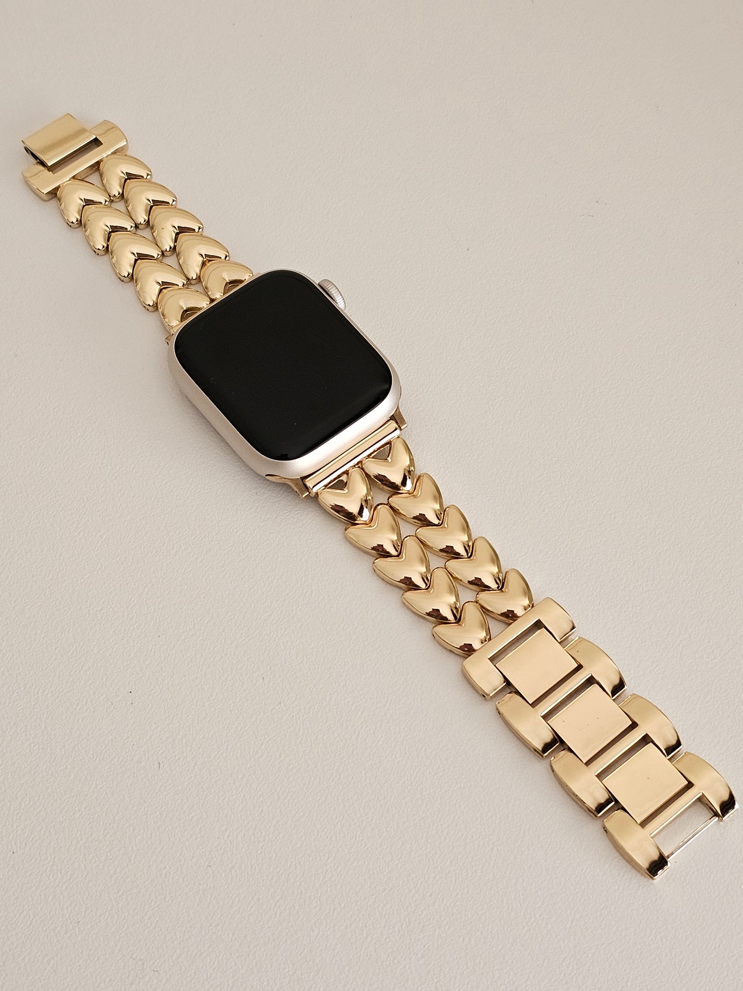 HEARTS APPLE WATCH BAND