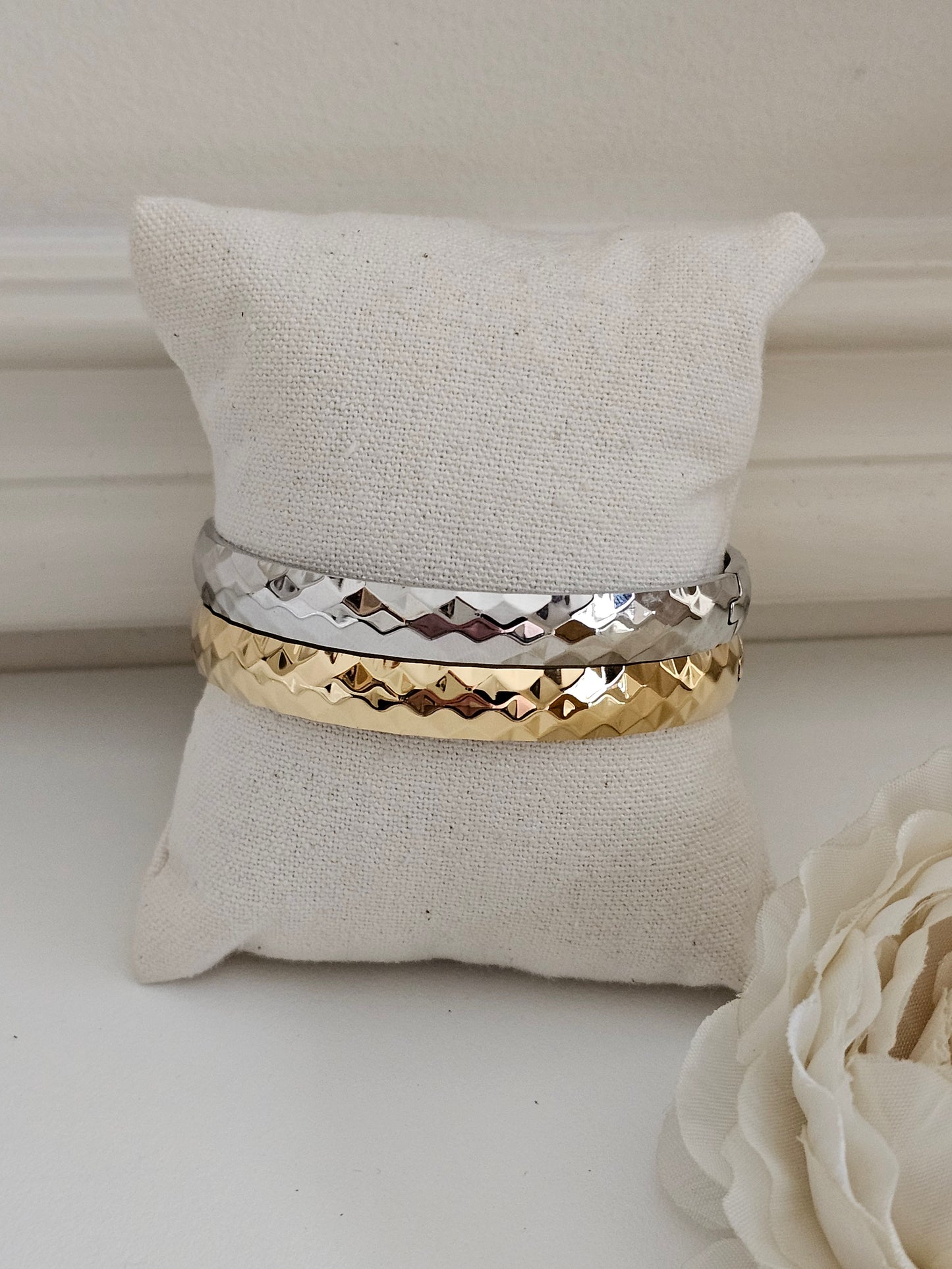 SEIRA BANGLE
