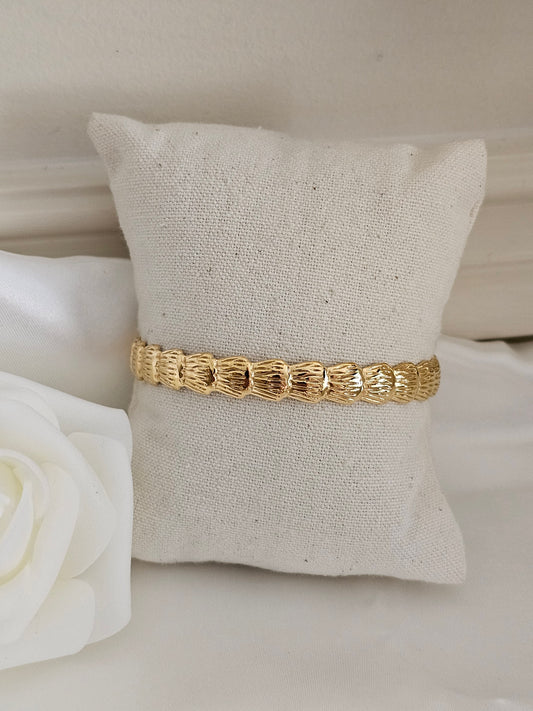 Shell cuff bangle