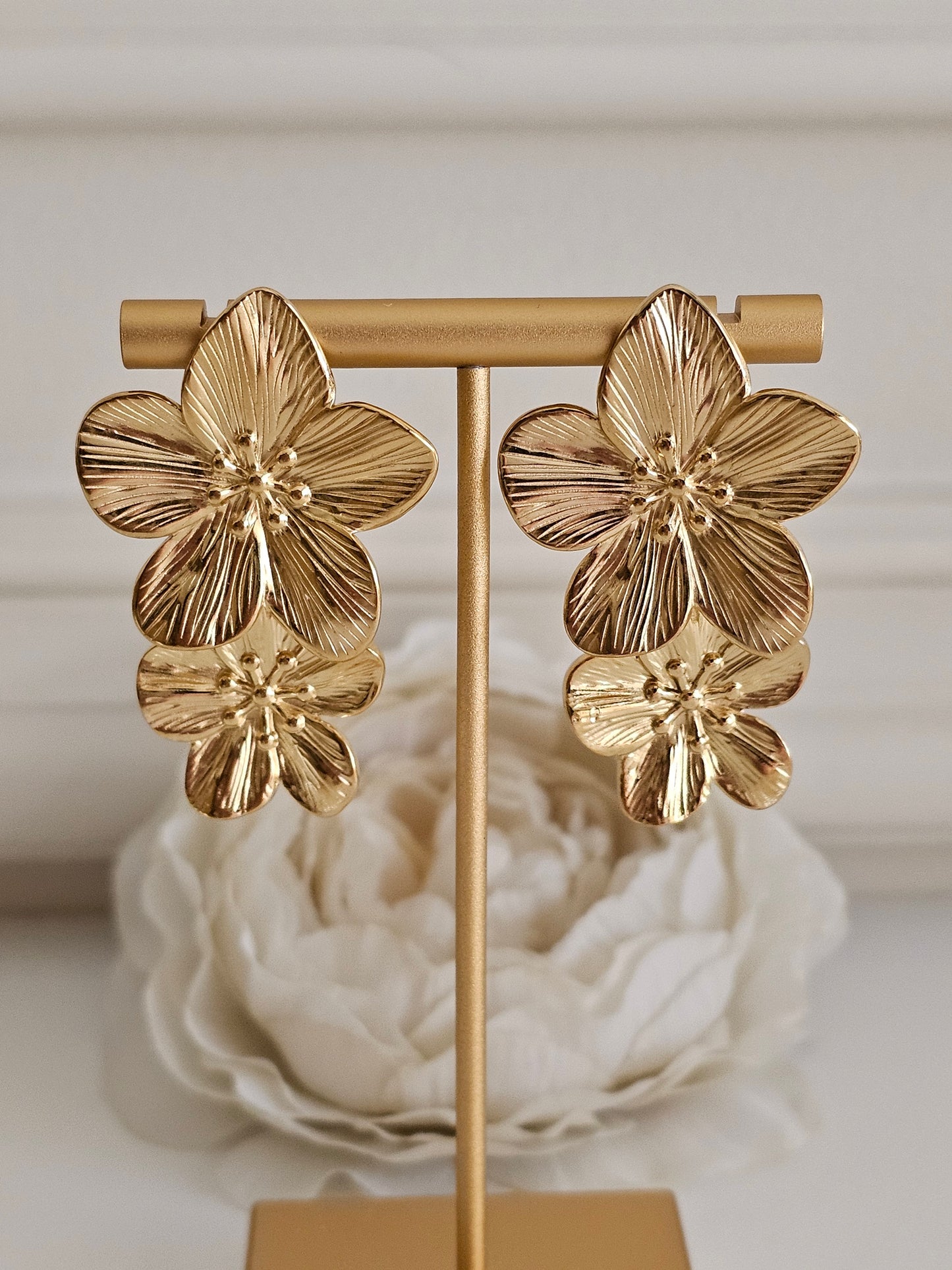 MELINA FLOWER EARRINGS