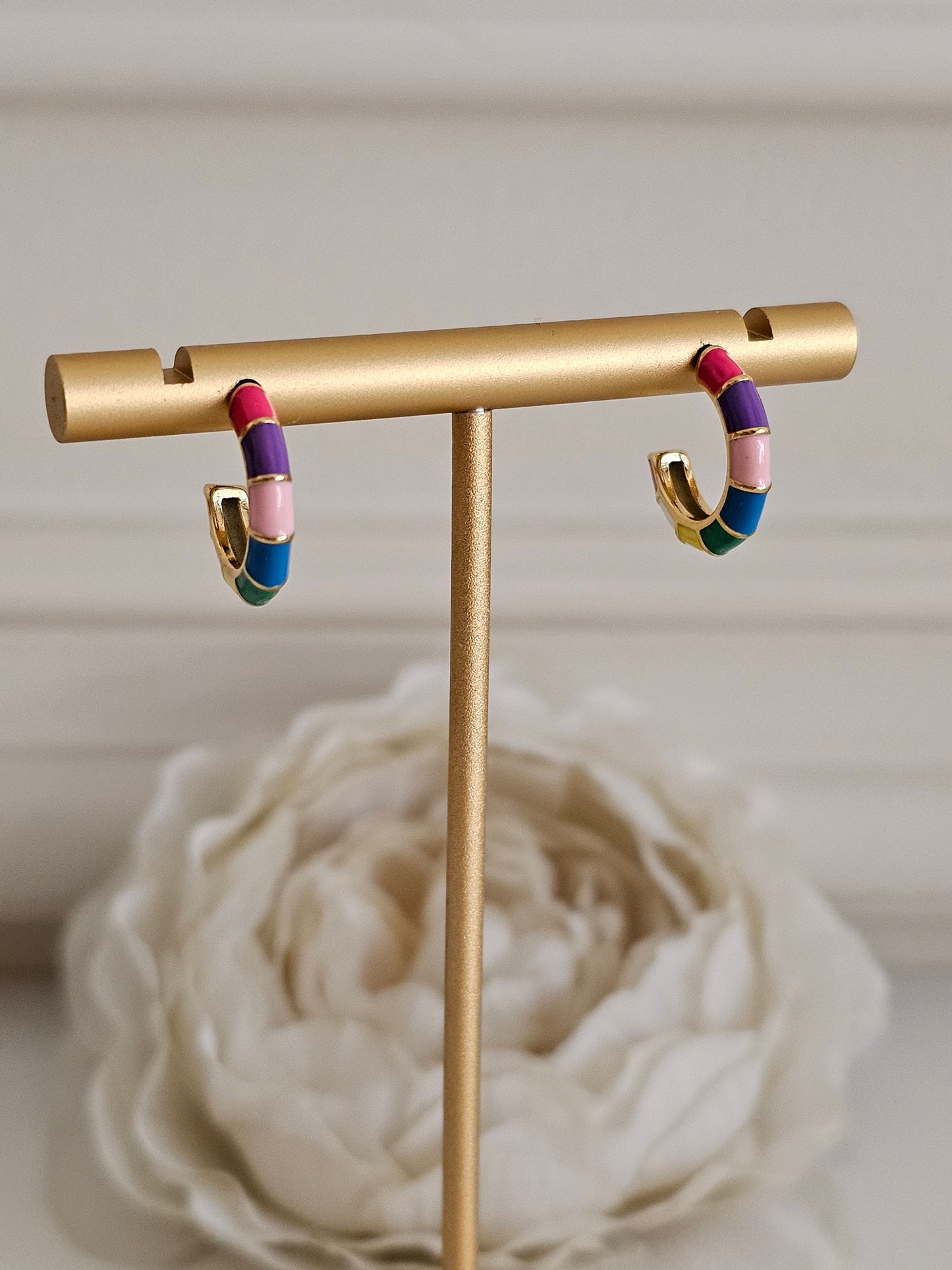 SAFINA SMALL HOOP EARRINGS