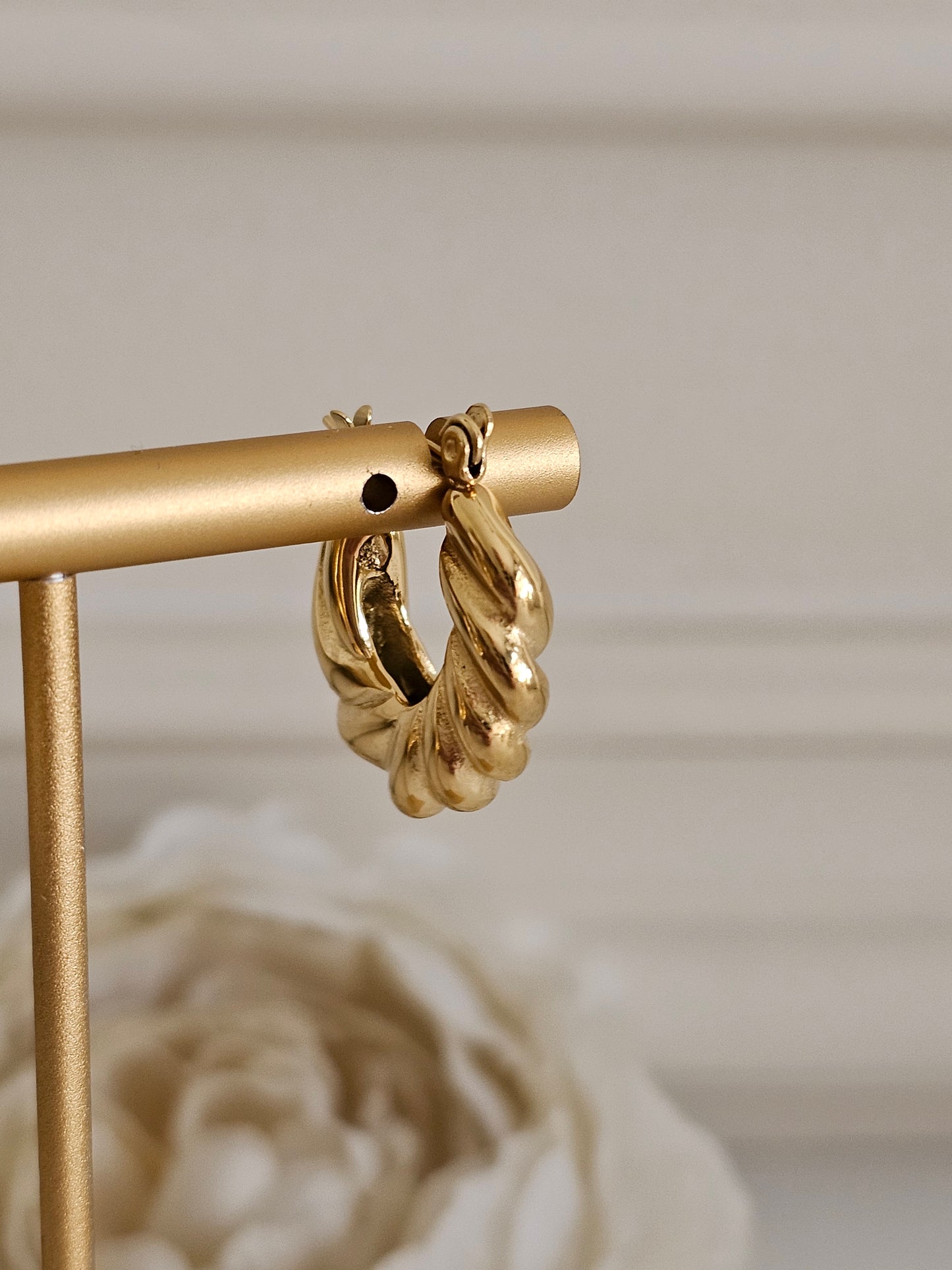 KALA TWIST EARRINGS