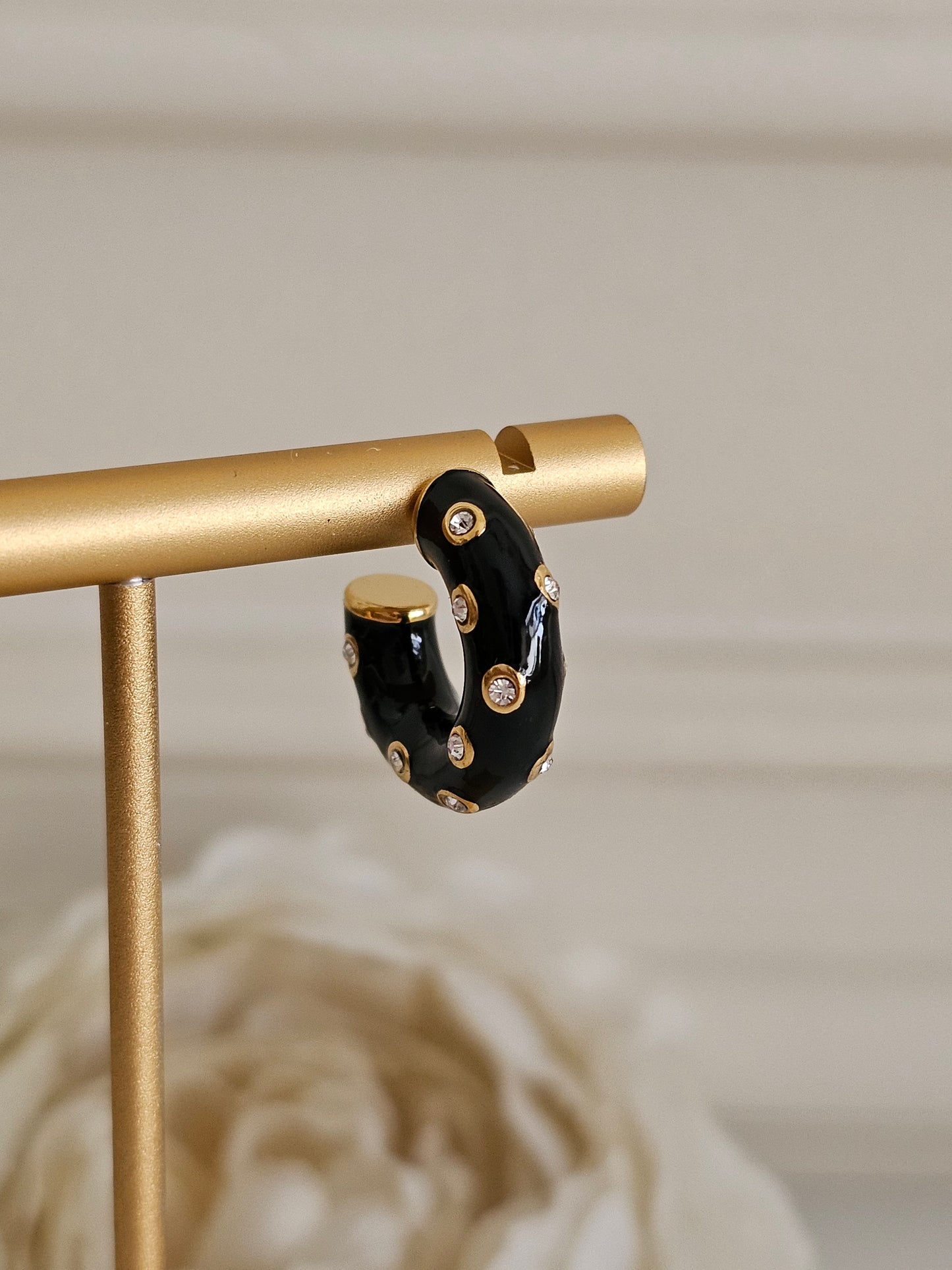ARNIRA EARRINGS