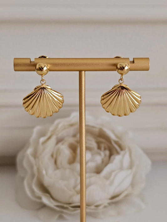 Gold long shell earrings