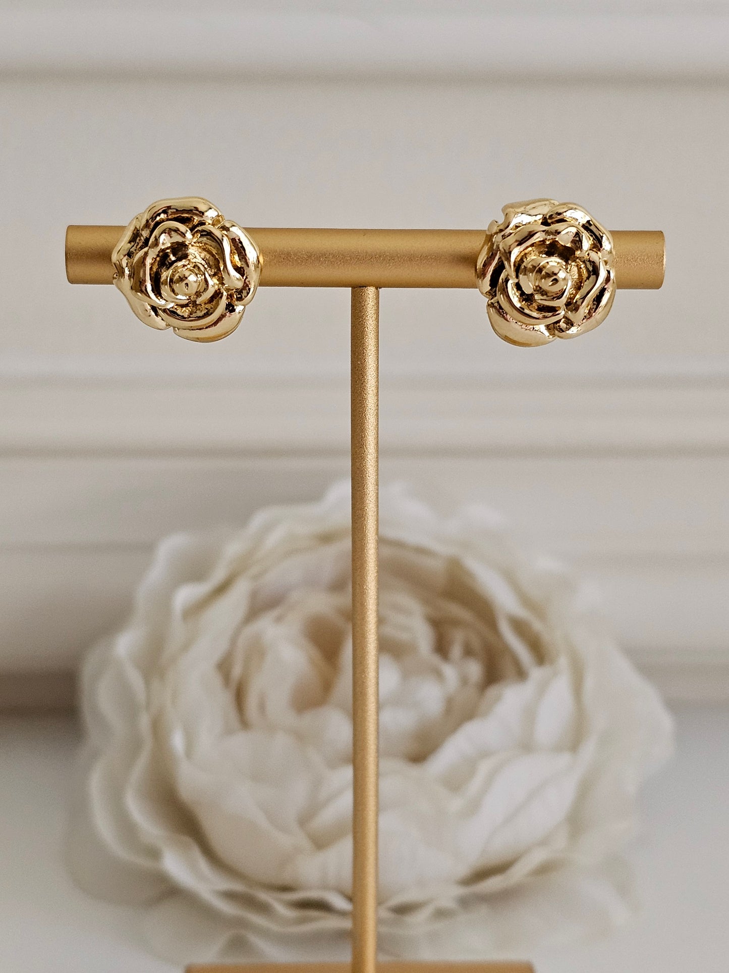 REHAN FLOWER EARRINGS