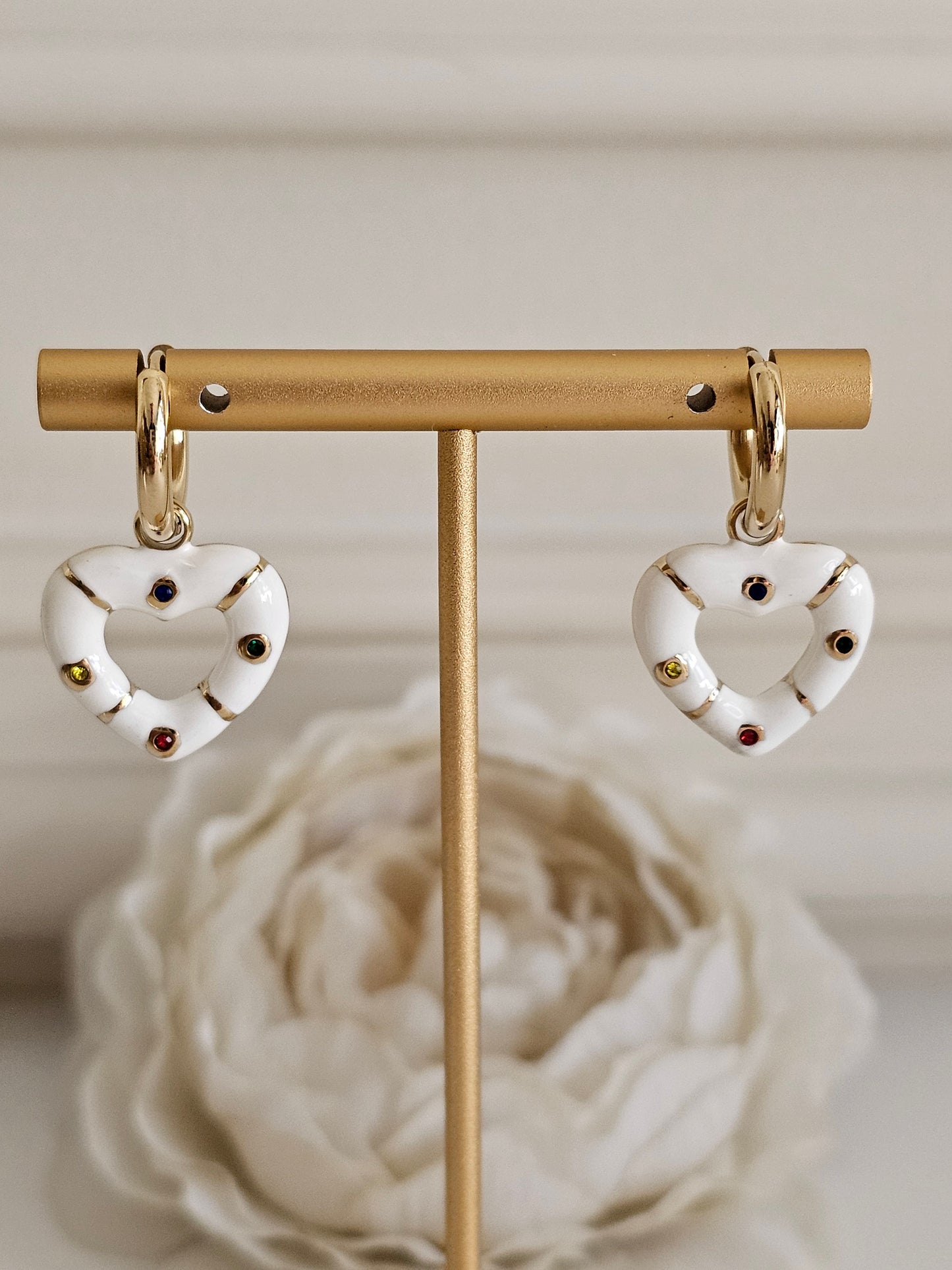 IKRA HEART EARRINGS