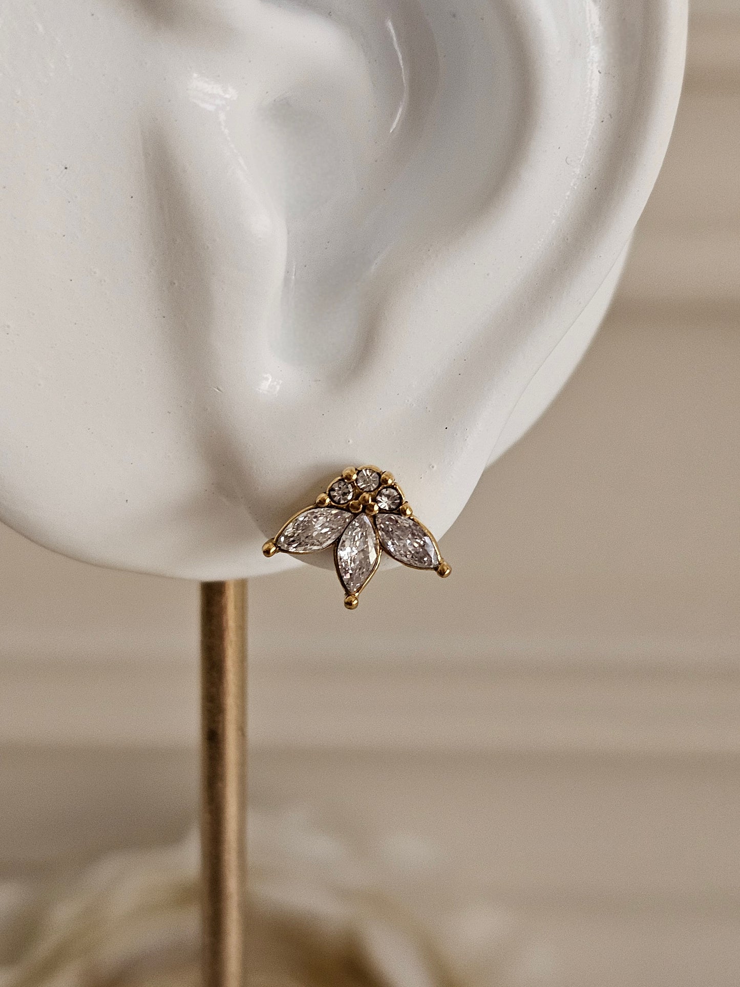 LAYLA STUDS