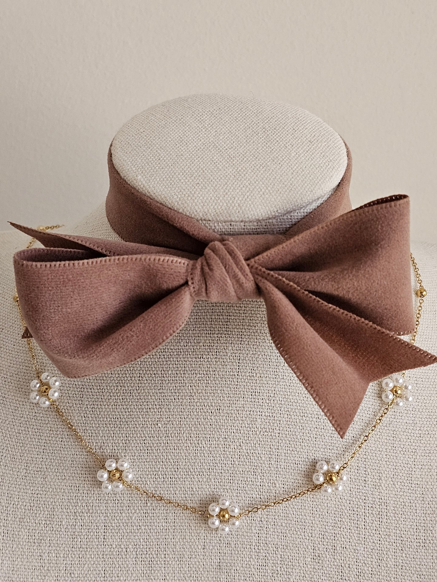 Flower necklace