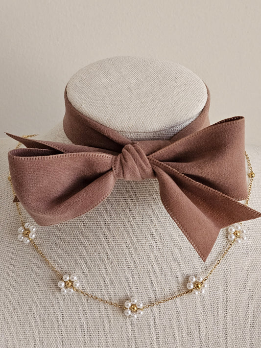 Flower necklace