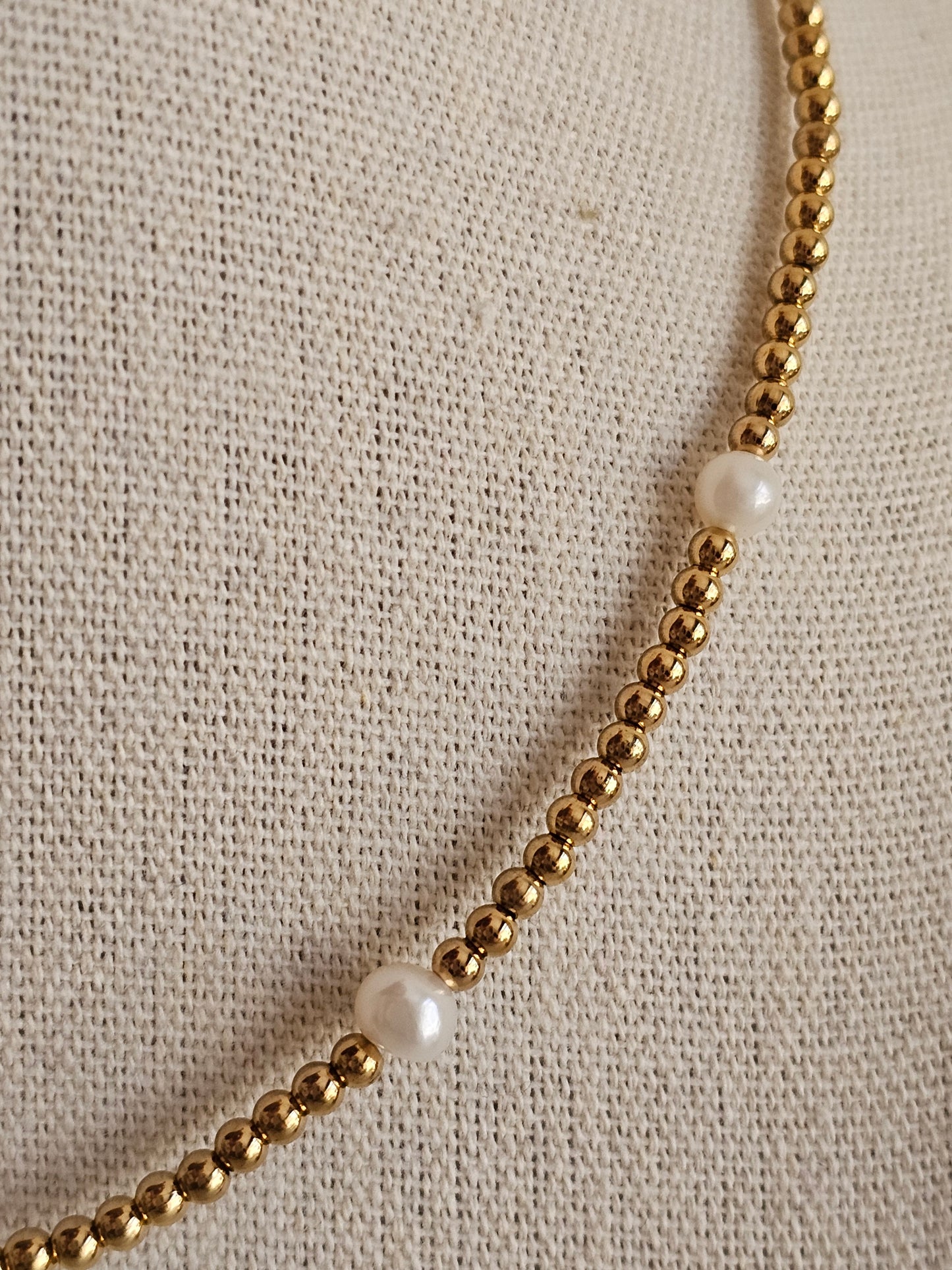 ZEYNEP PEARL NECKLACE