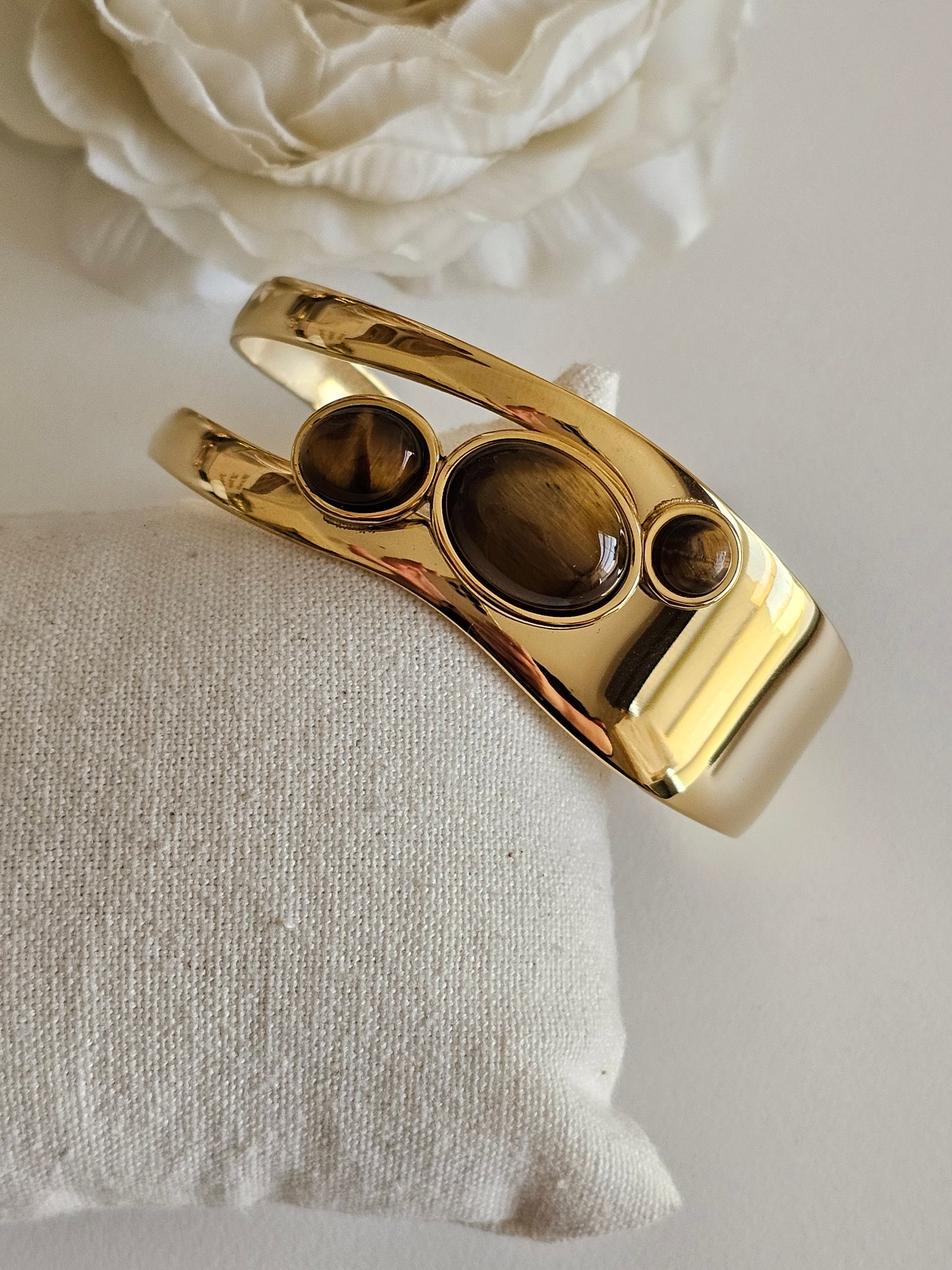 NATURAL STONE GOLD CUFF BANGLE