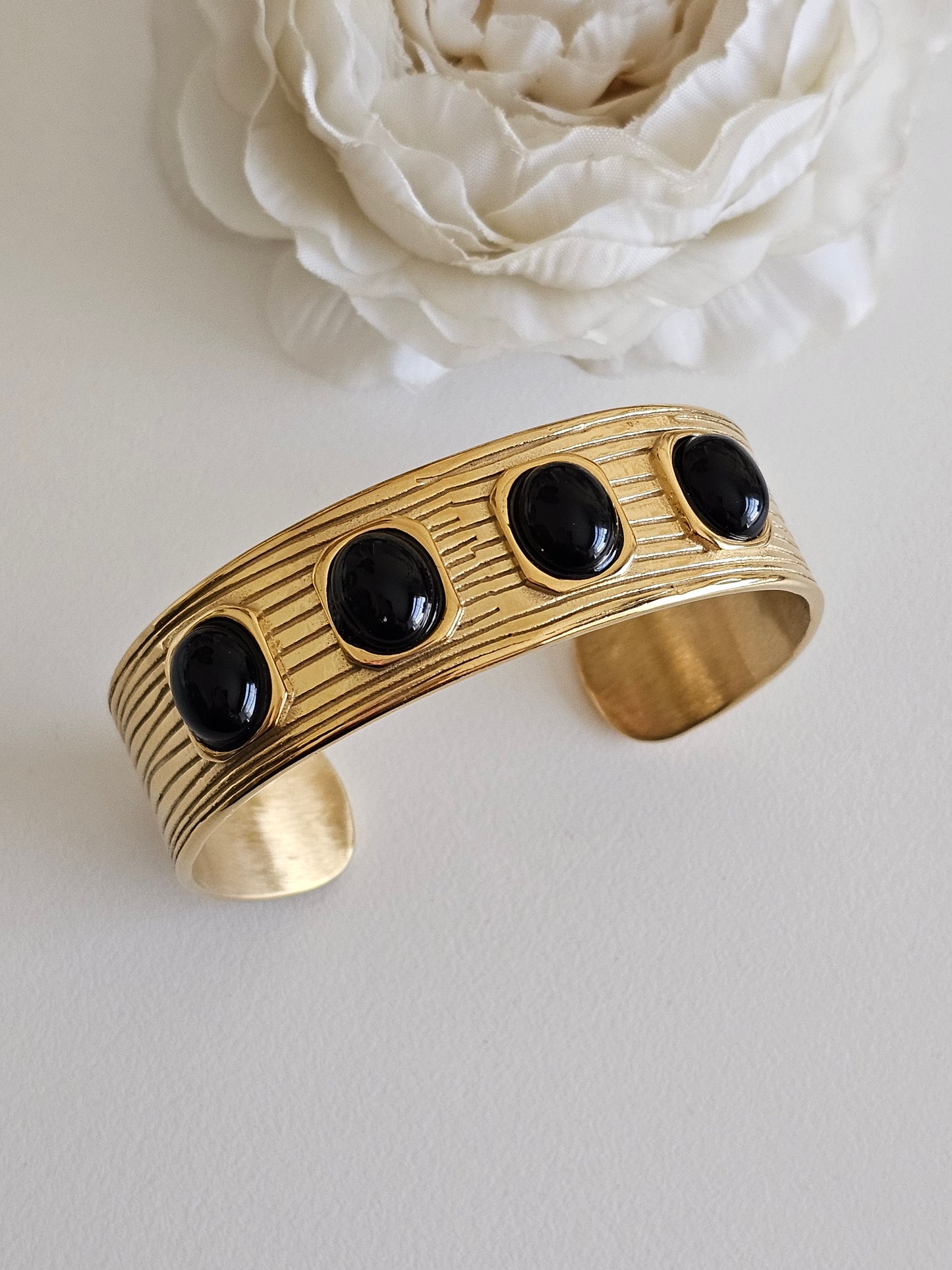 BADIA CUFF BANGLE