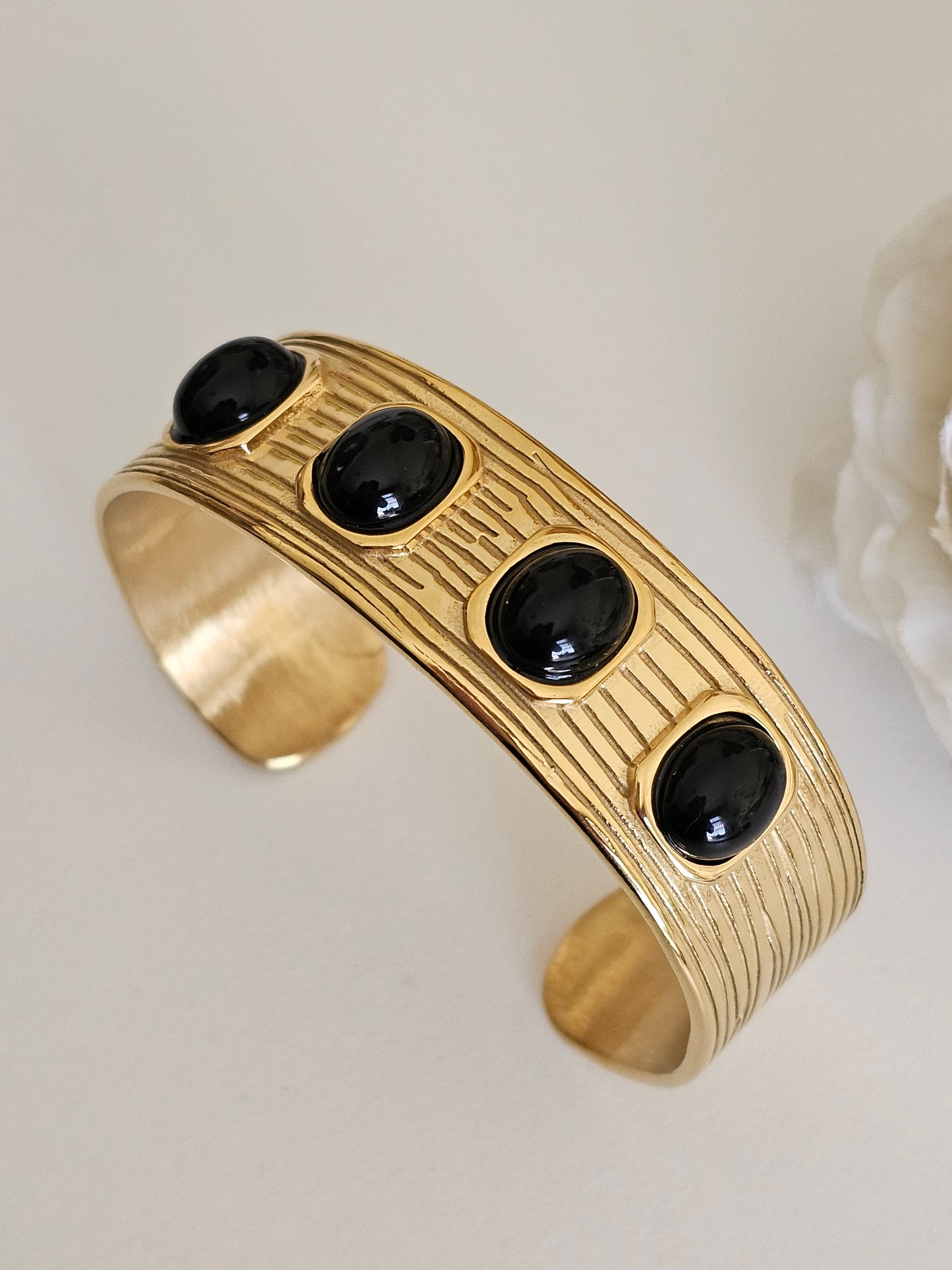 BADIA CUFF BANGLE