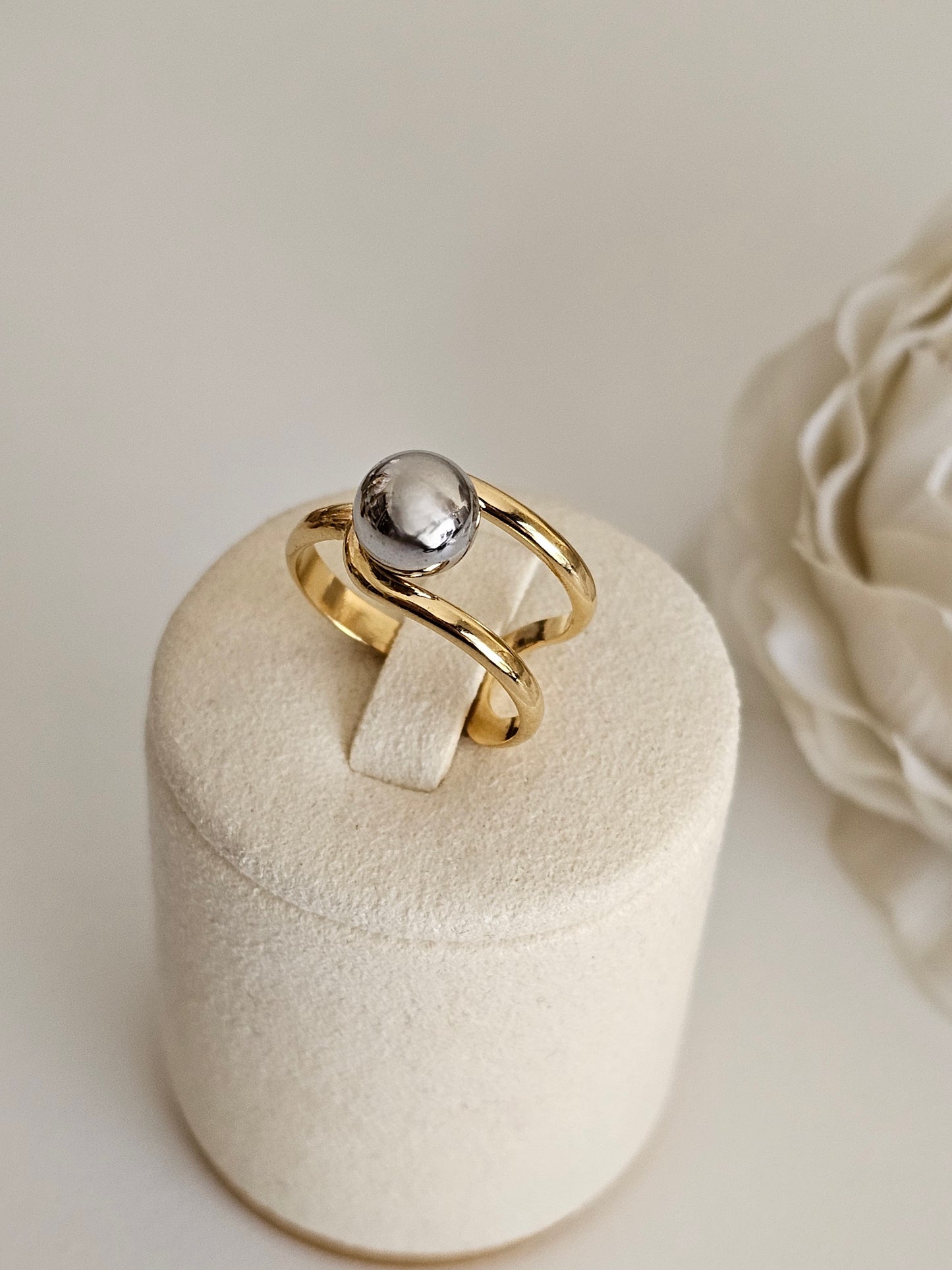 TIA RING