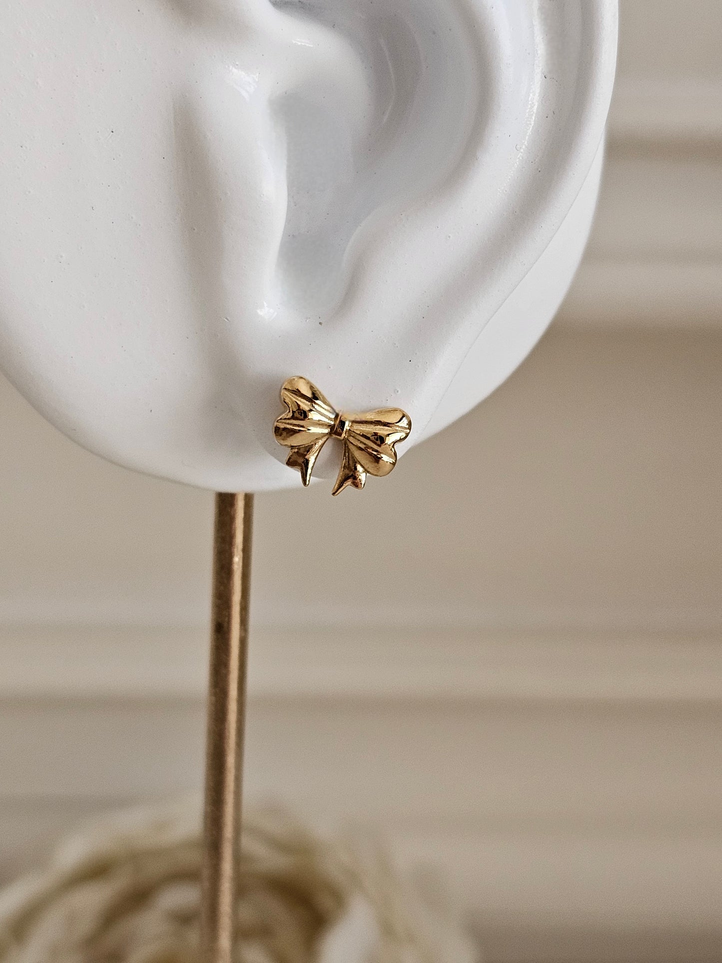DEFNE BOW EARRINGS