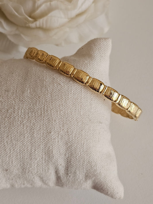 Gold plated bangle