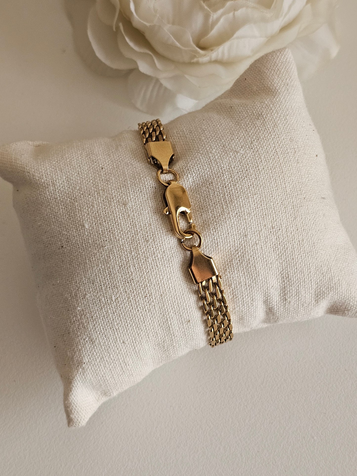 SILA BRACELET
