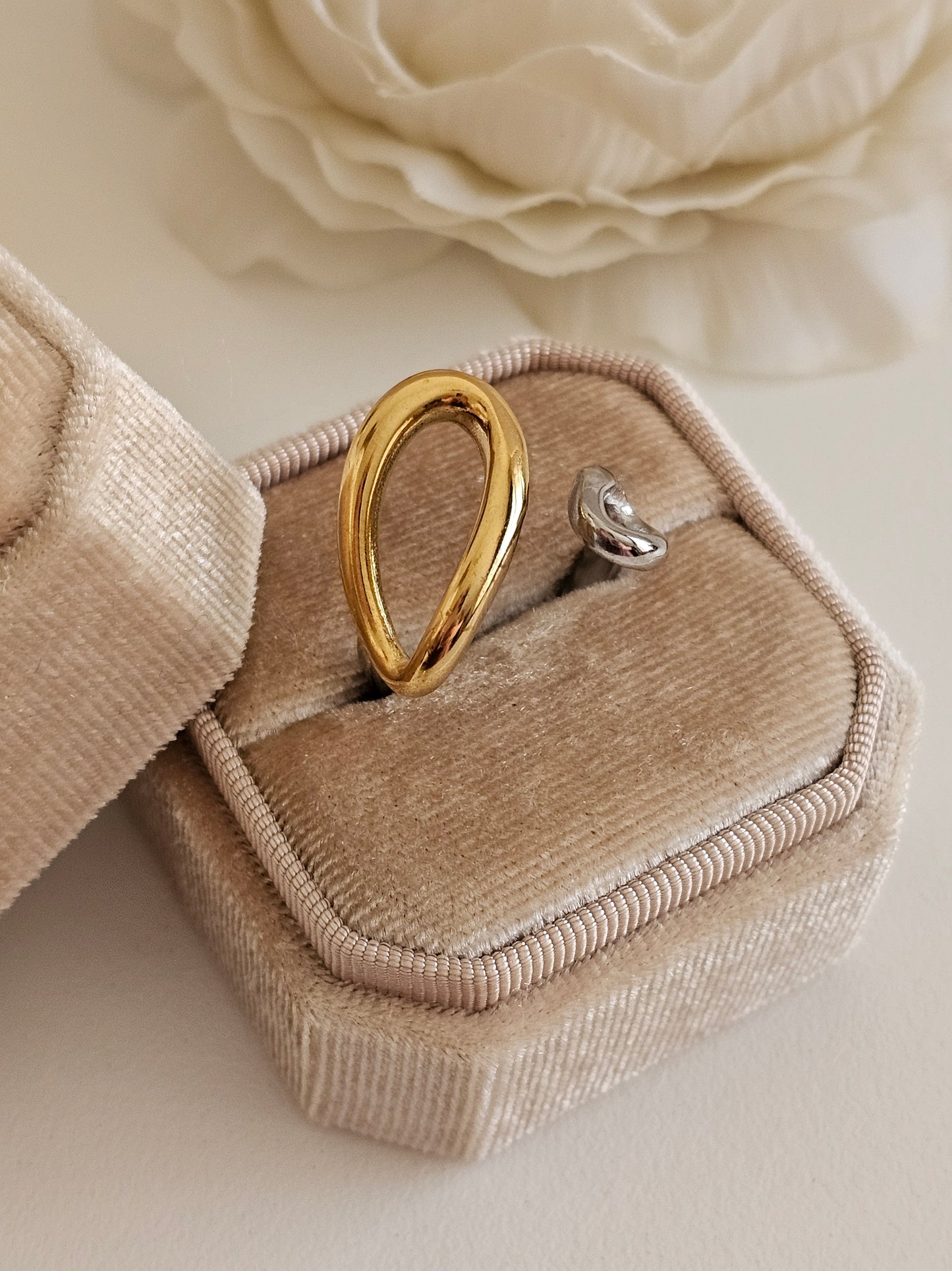 ADALA RING