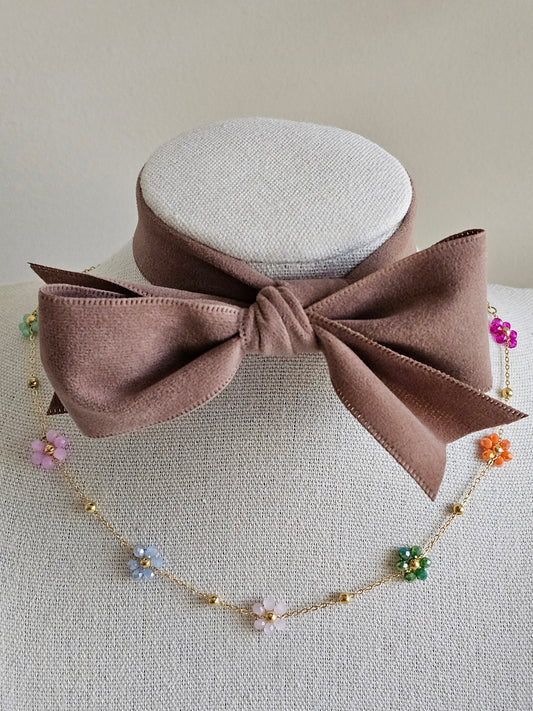 Gold colourful flower necklace