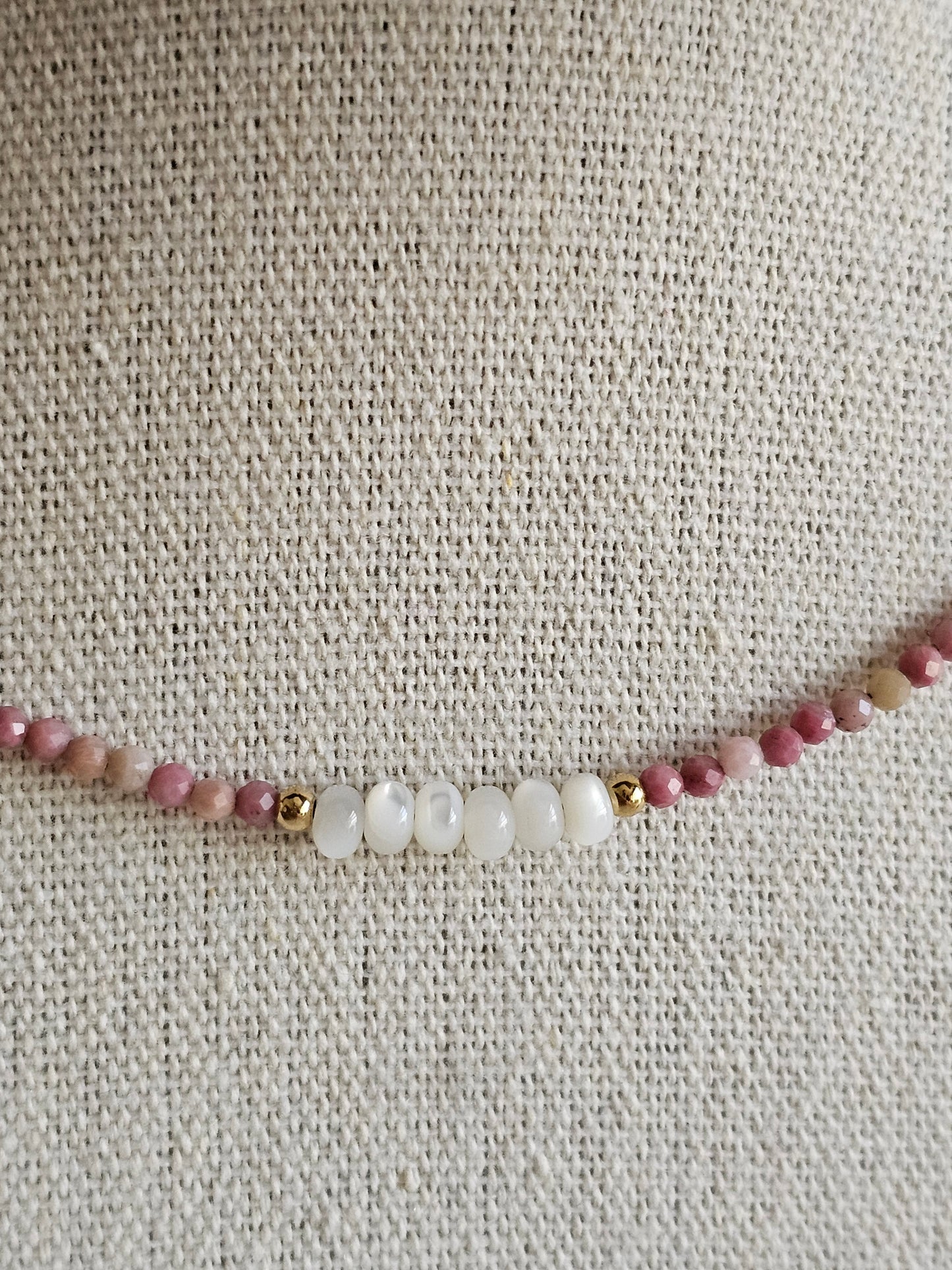ROVAN NATURAL STONE NECKLACE