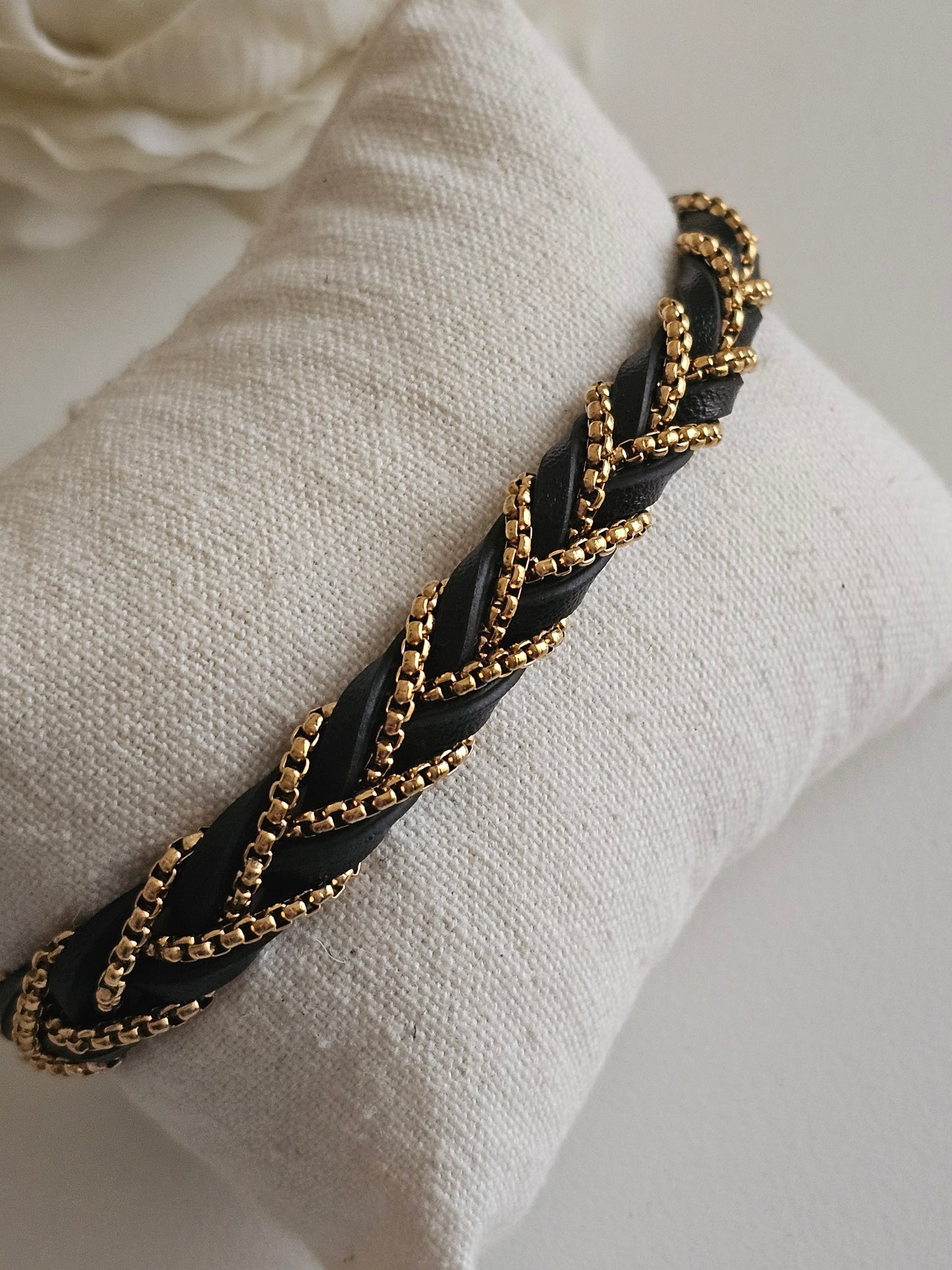 MERIL LEATHER BRACELET