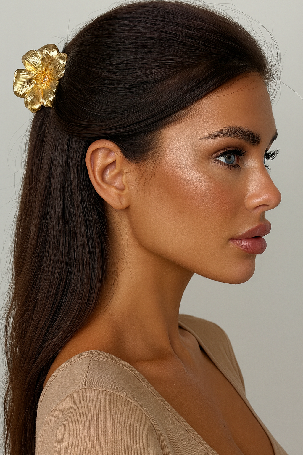 METALLIC BLOOM FLOWER HAIR CLAW