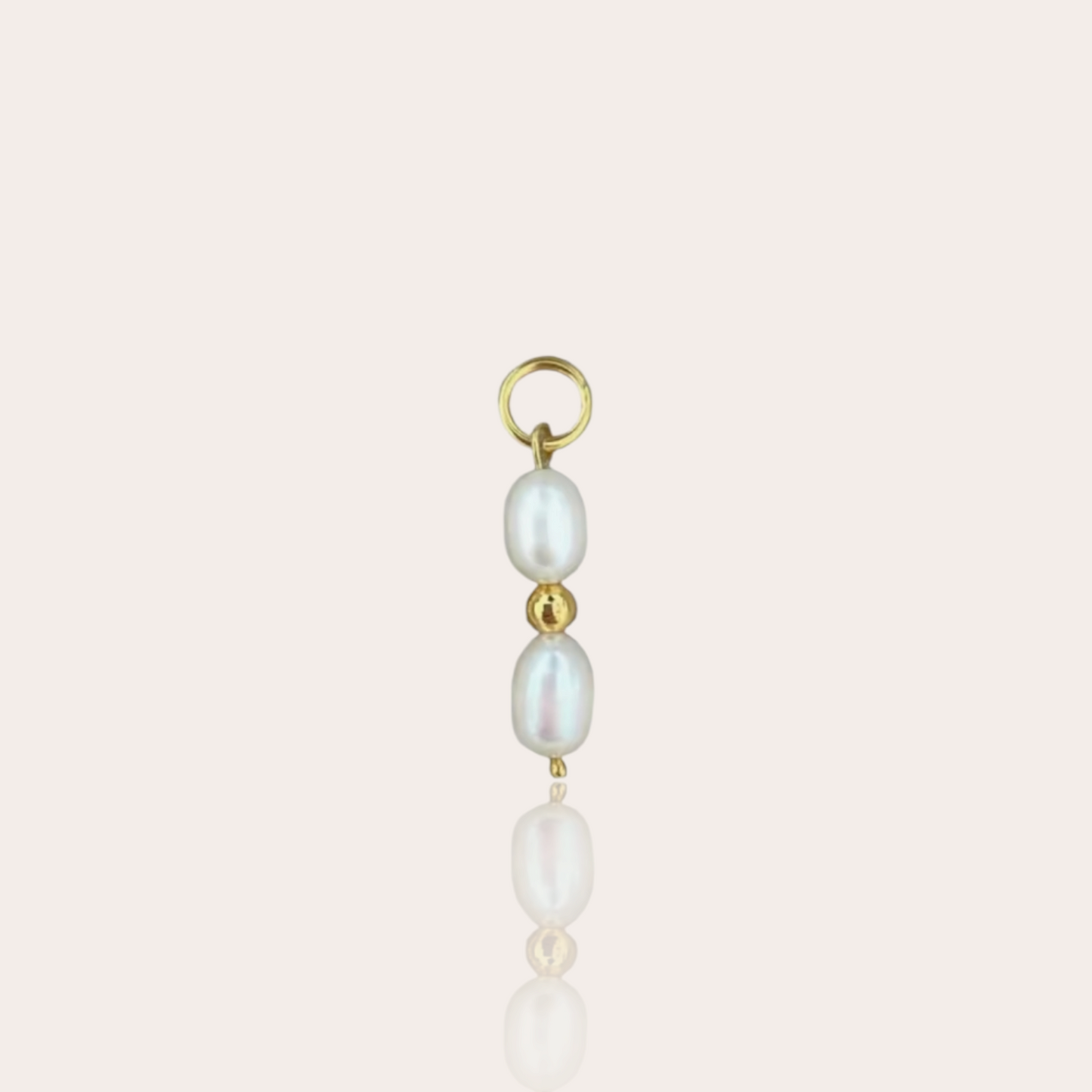 Pearl charm