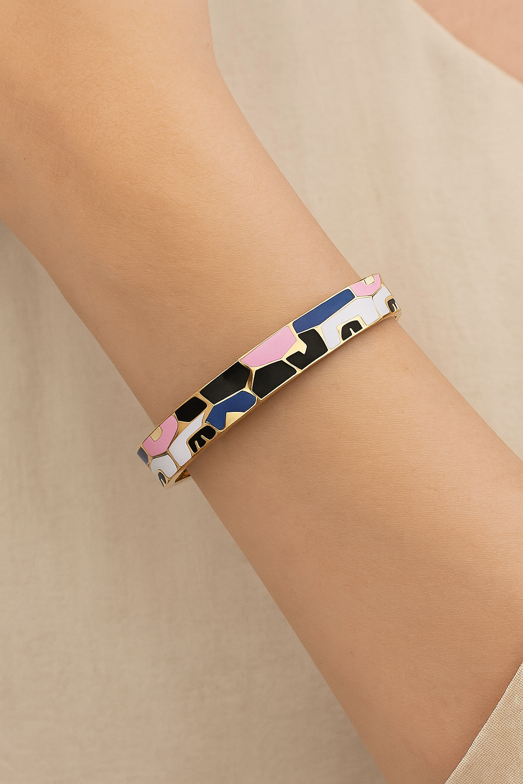 BAHAR ENAMEL BANGLE
