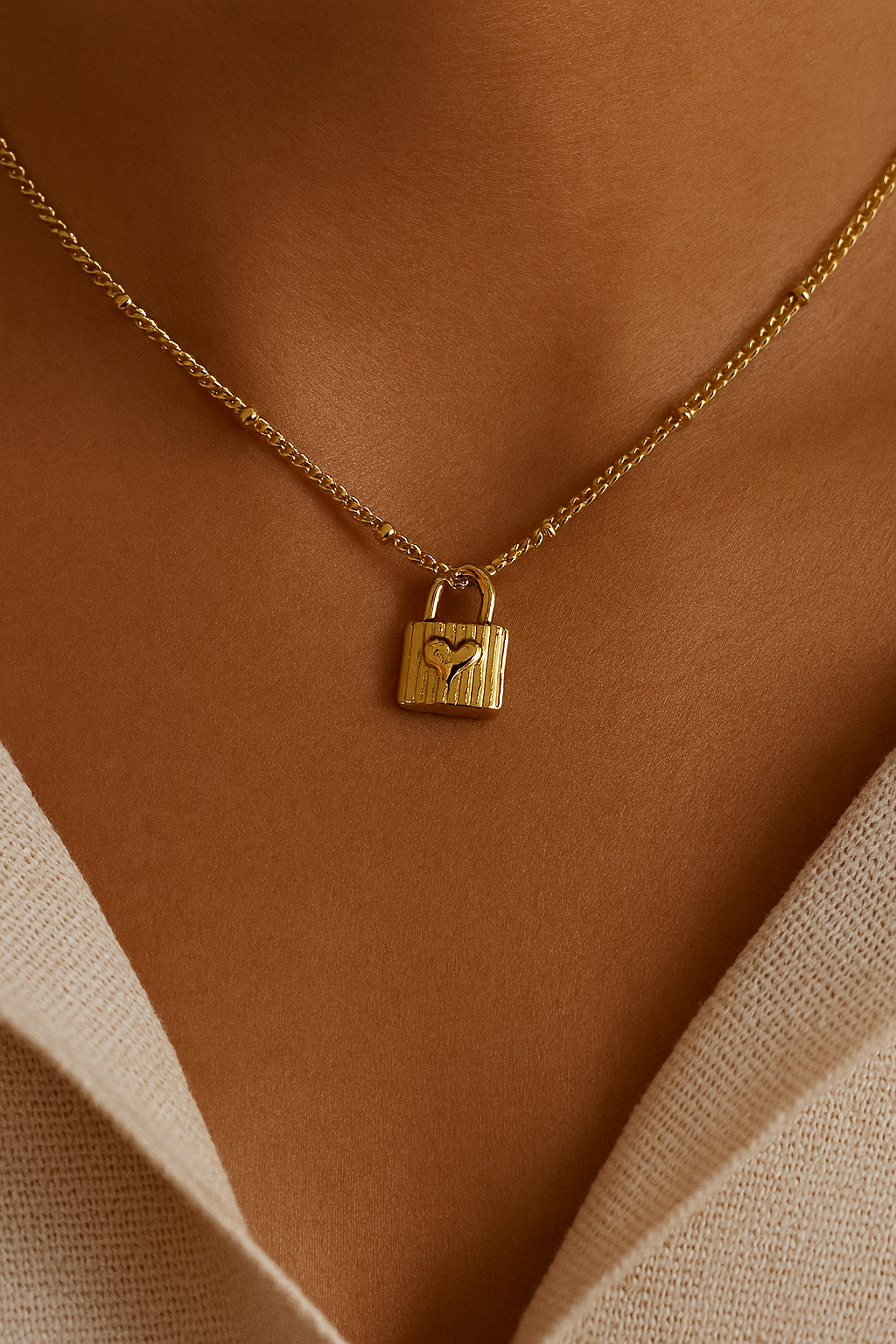 ELIZ HEAT LOCK NECKLACE