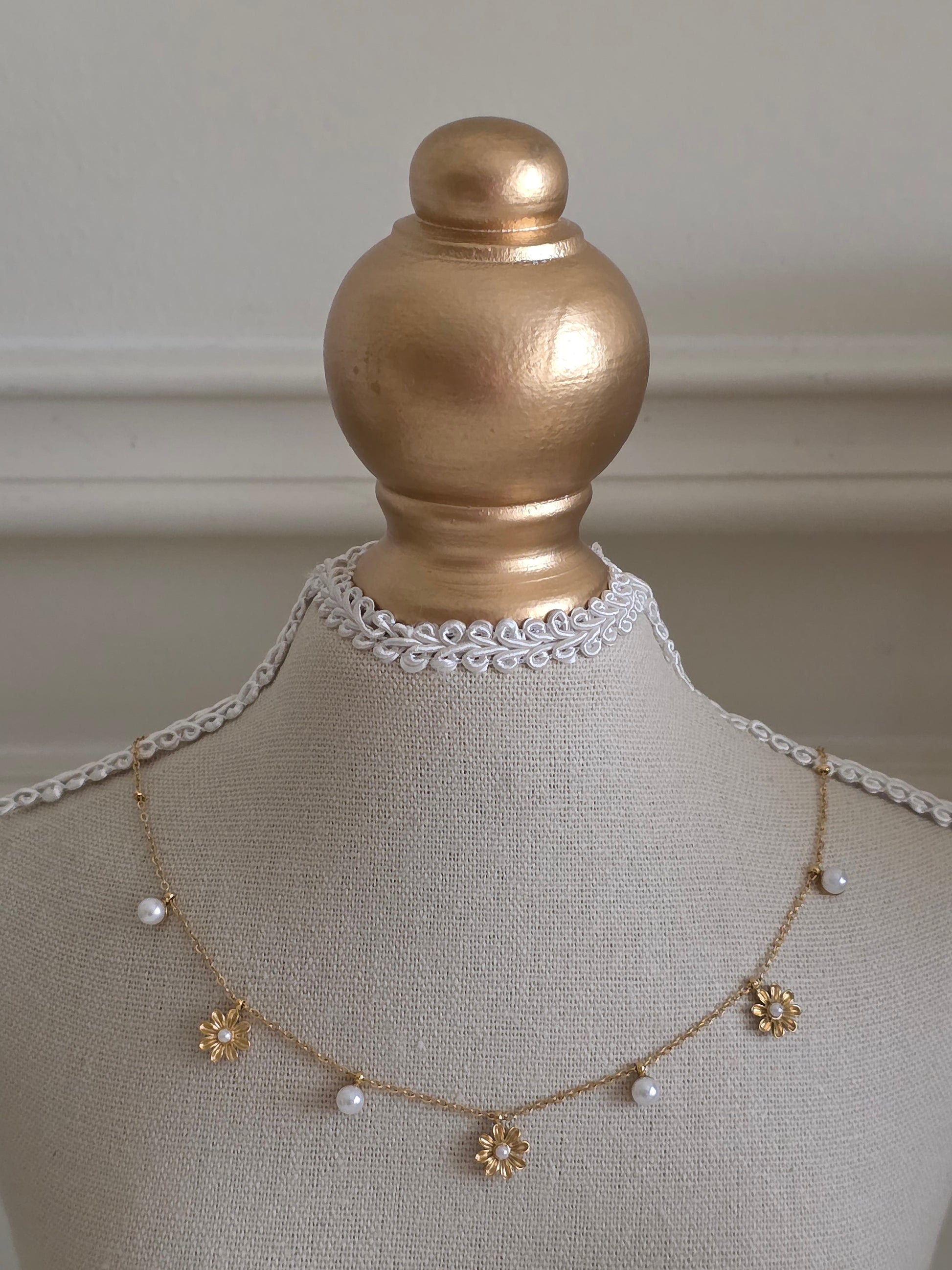 Gold Pearl flower necklace
