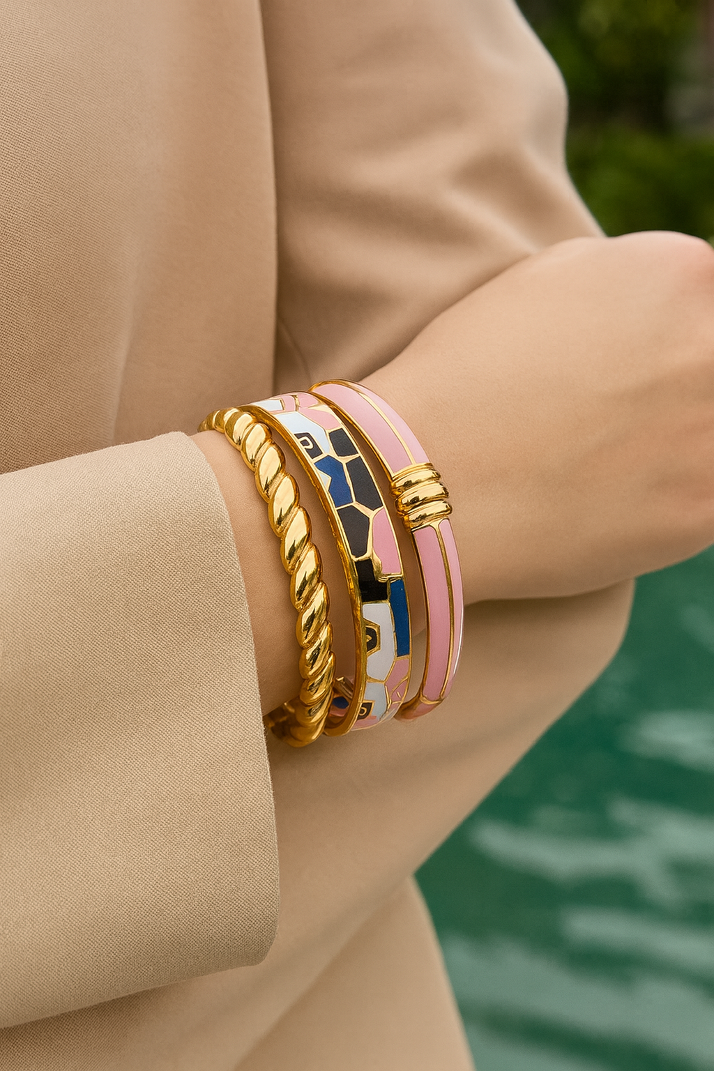 BAHAR ENAMEL BANGLE