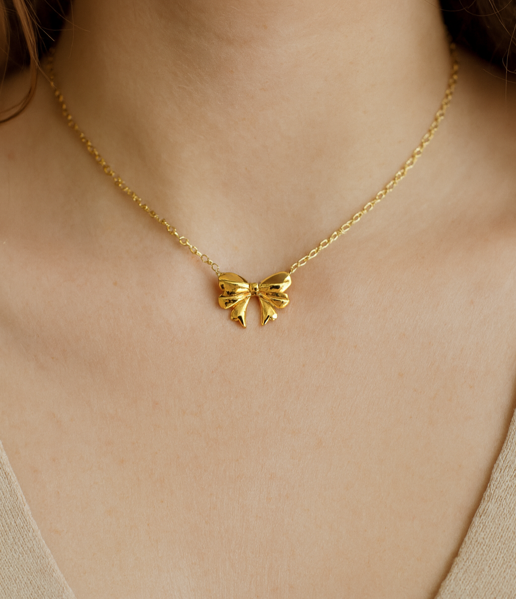 DEFNE BOW NECKLACE