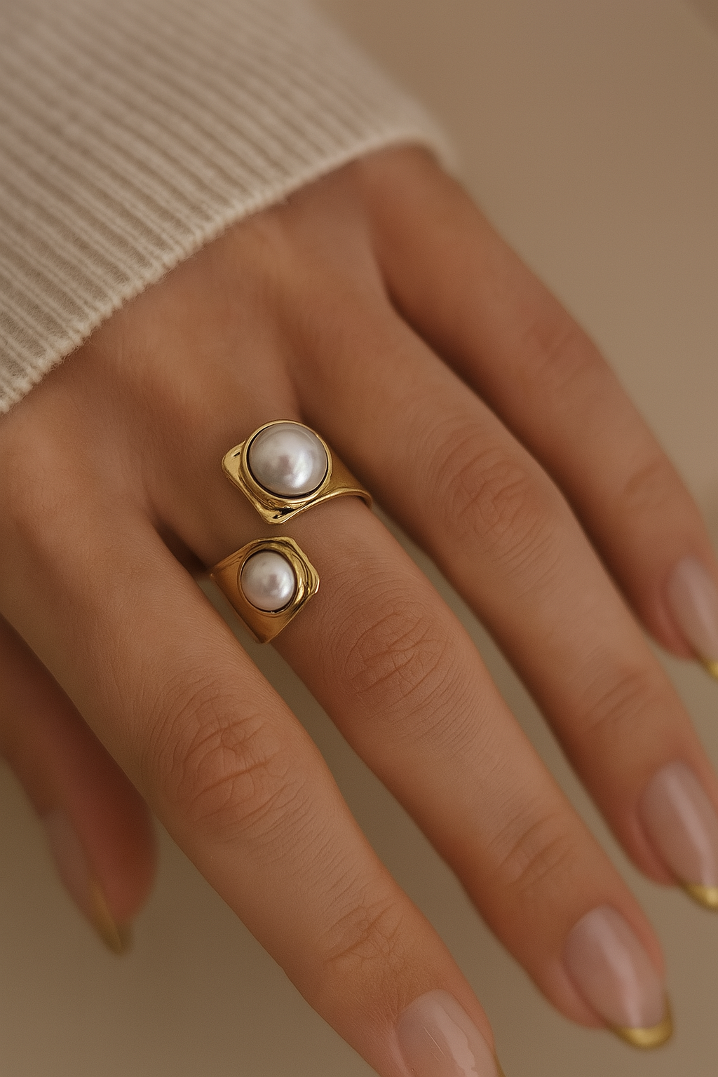 VARISHA PEARL RING