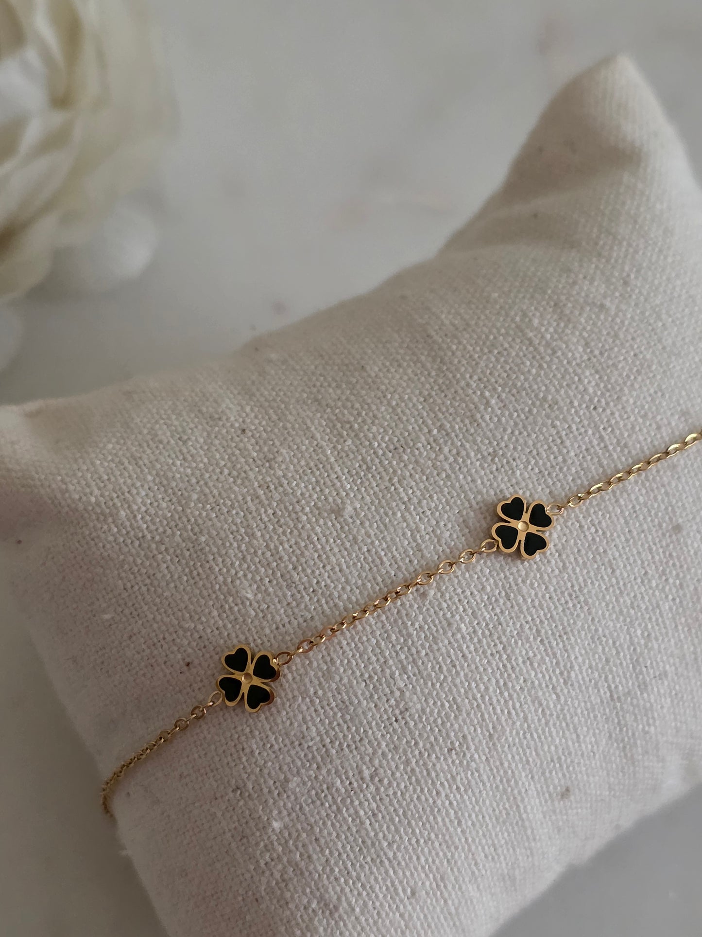 ALEENA CLOVER BRACELET