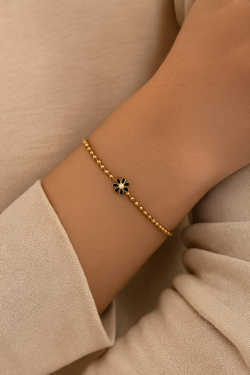 DAISY FLOWER BEADED BRACELET