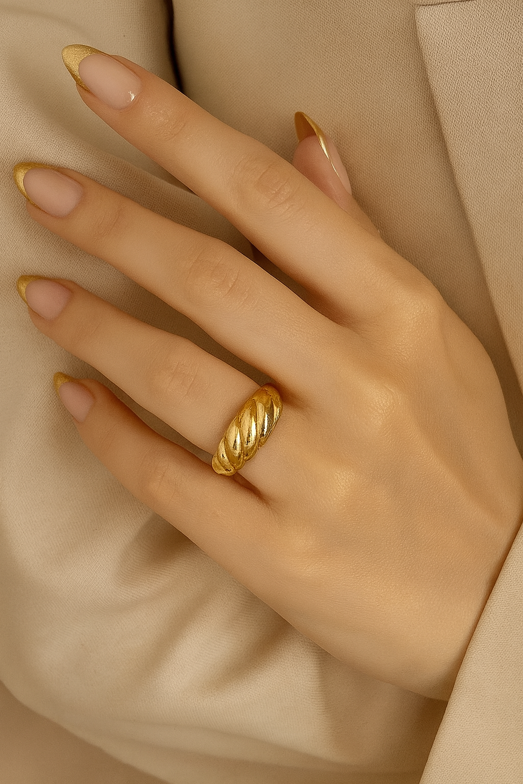 KALA TWIST RING