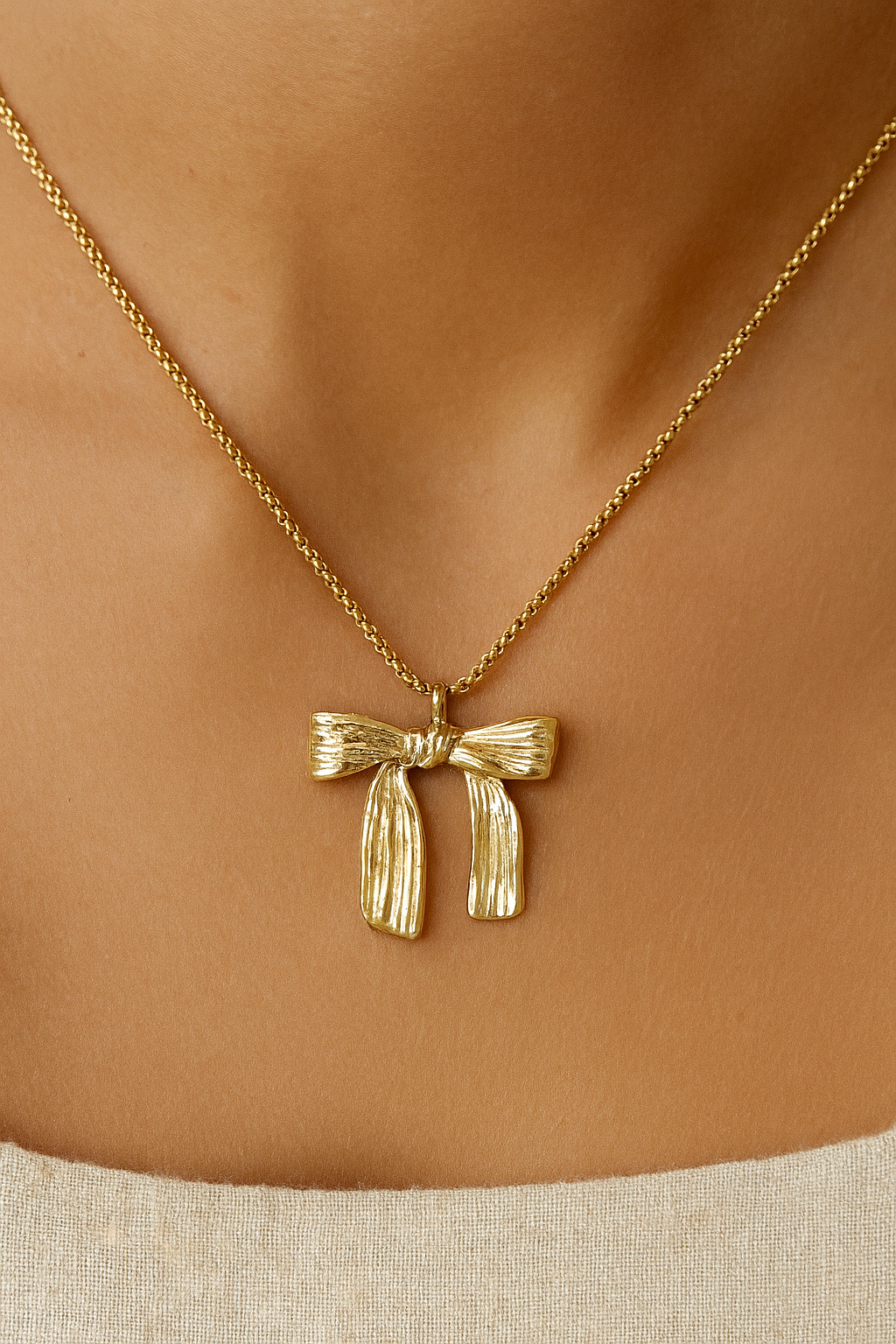 AYAH BOW NECKLACE