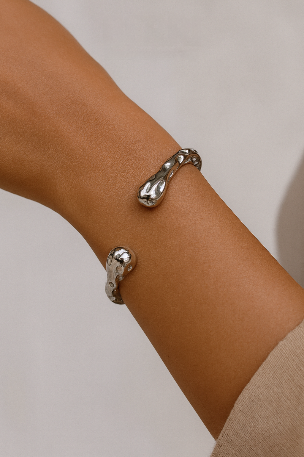 BERRA BANGLE