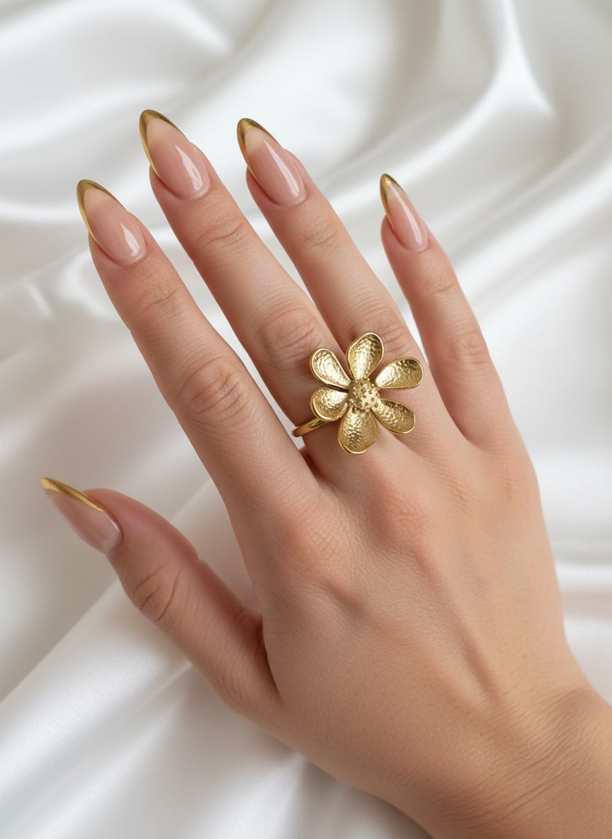 FINA FLOWER RING
